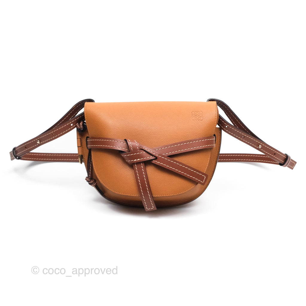 Loewe Small Gate Bag Grained Calfskin in Tan