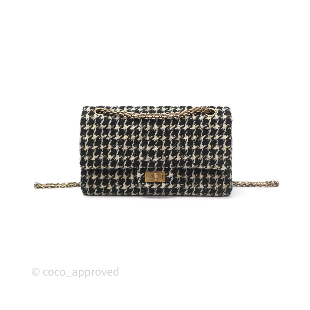 Chanel Reissue 225 Houndstooth Tweed Black Beige Aged Gold Hardware