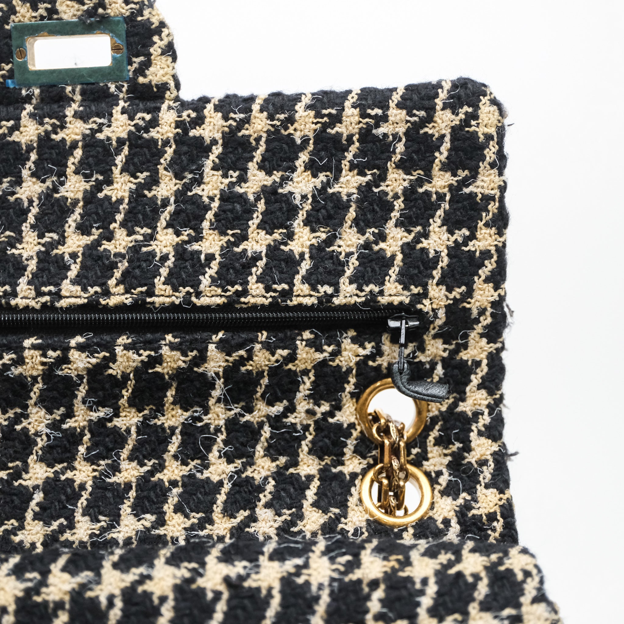 Chanel Reissue 225 Flap Houndstooth Beige Black Fabric Antique