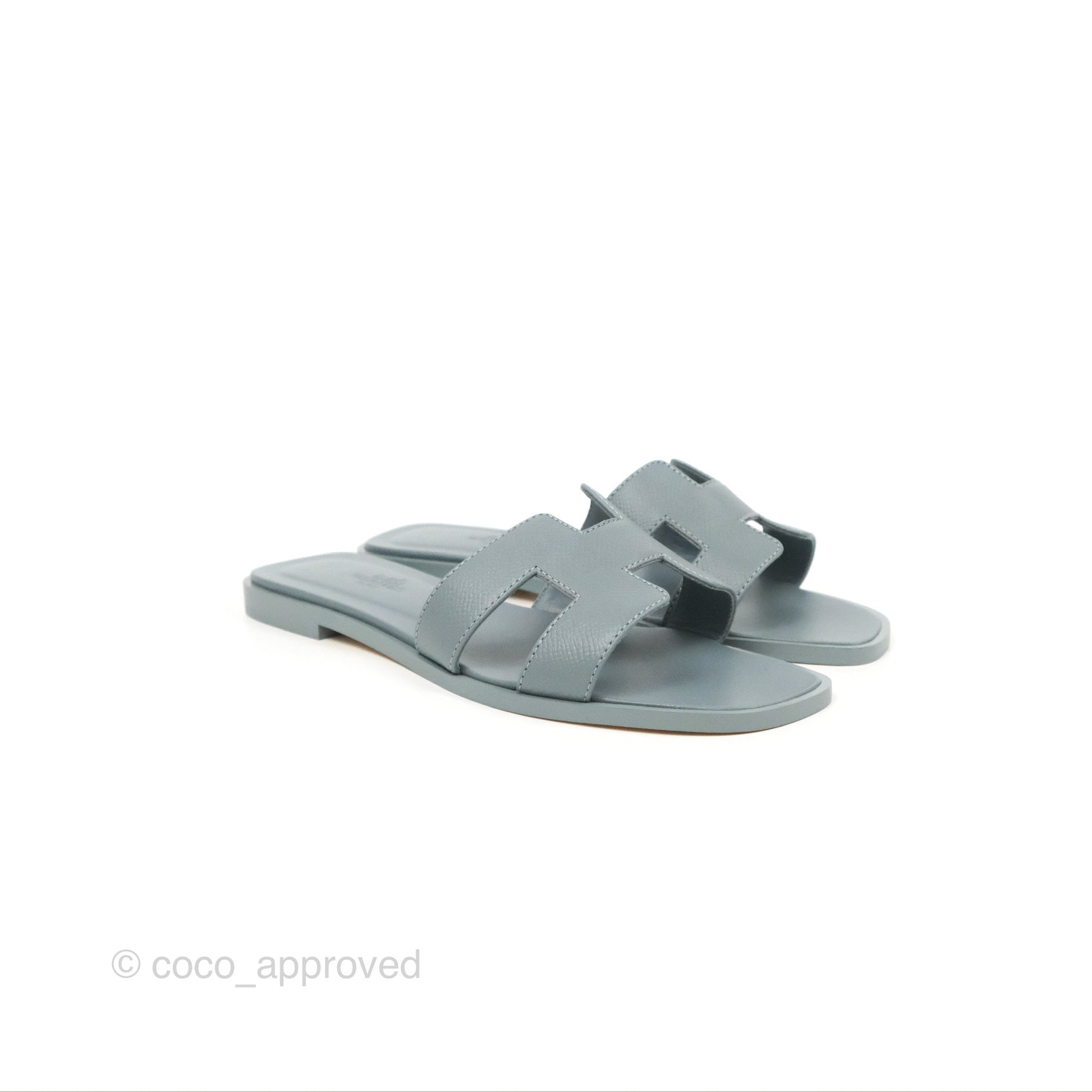 Hermès Oran Sandals in Gris Antarctique Epsom Size 35.5 – Coco 