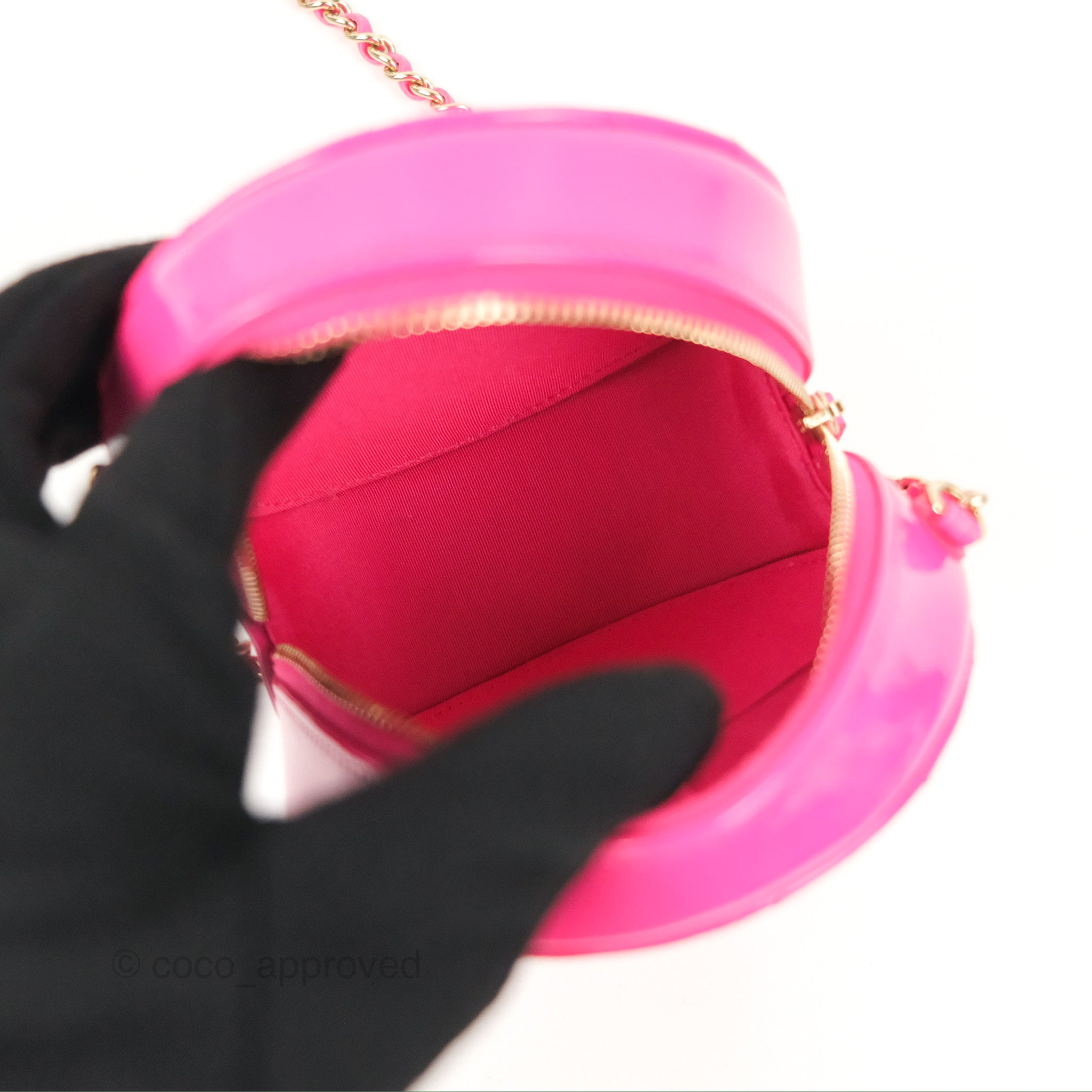 Chanel Classic Quilted Round Clutch Neon Pink Patent Gold Hardware – Coco  Approved Studio