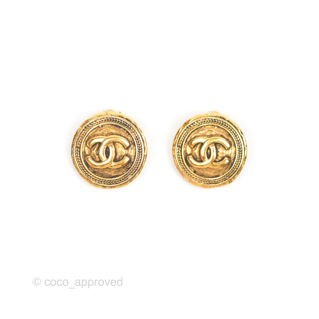 Chanel Vintage CC Round Earrings Gold Clip On