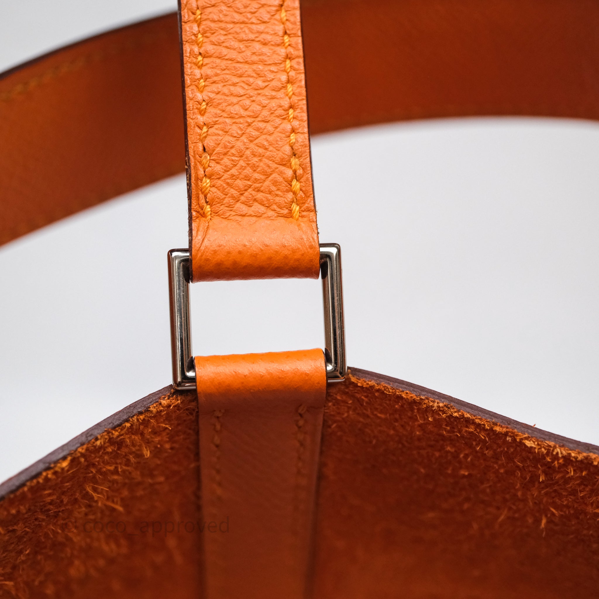Hermès Tressage De Cuir Picotin Lock 22 Abricot I9/ Rose Azalée 8W