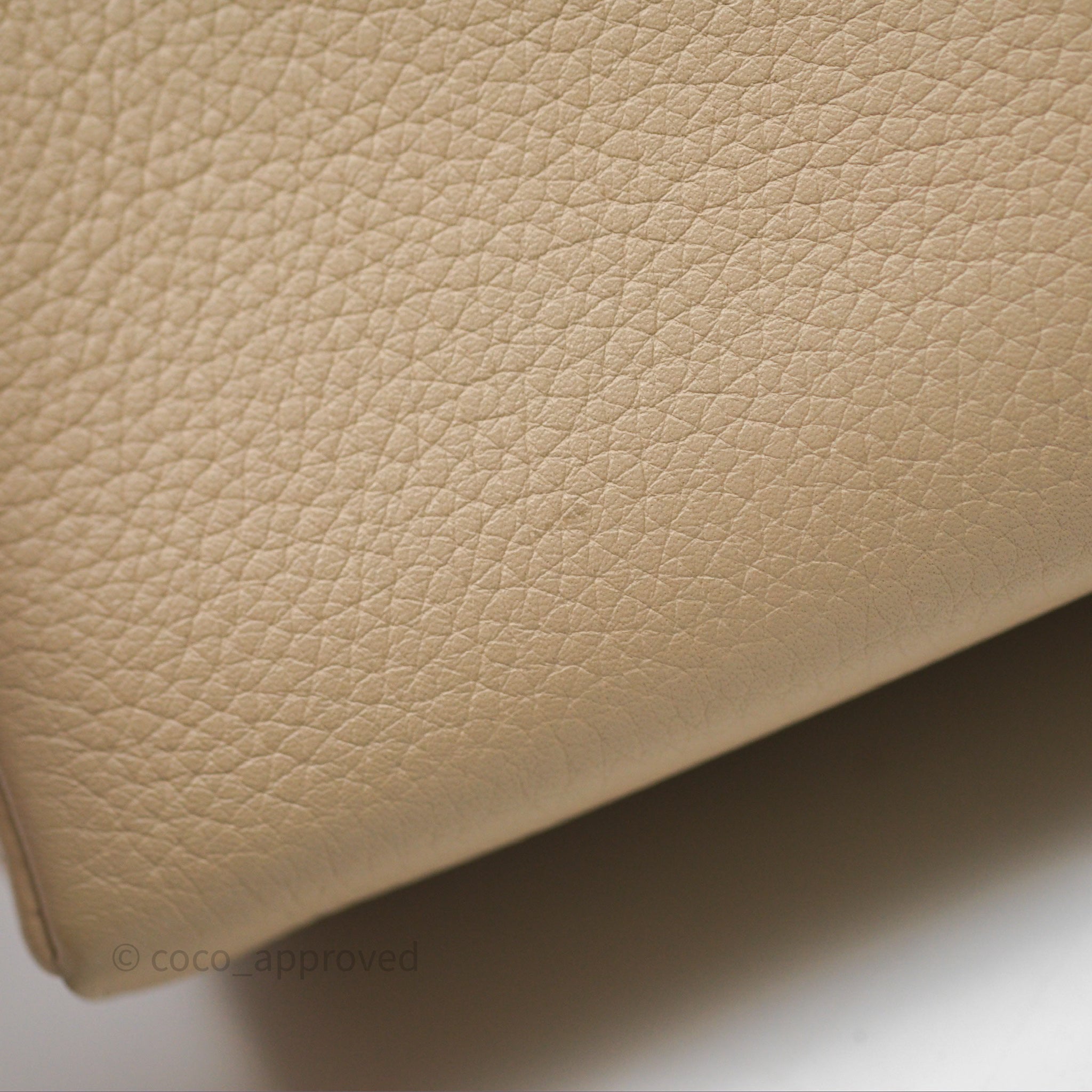 Loro Piana Extra Pocket L19 Cream Grained Calfskin Gold Hardware