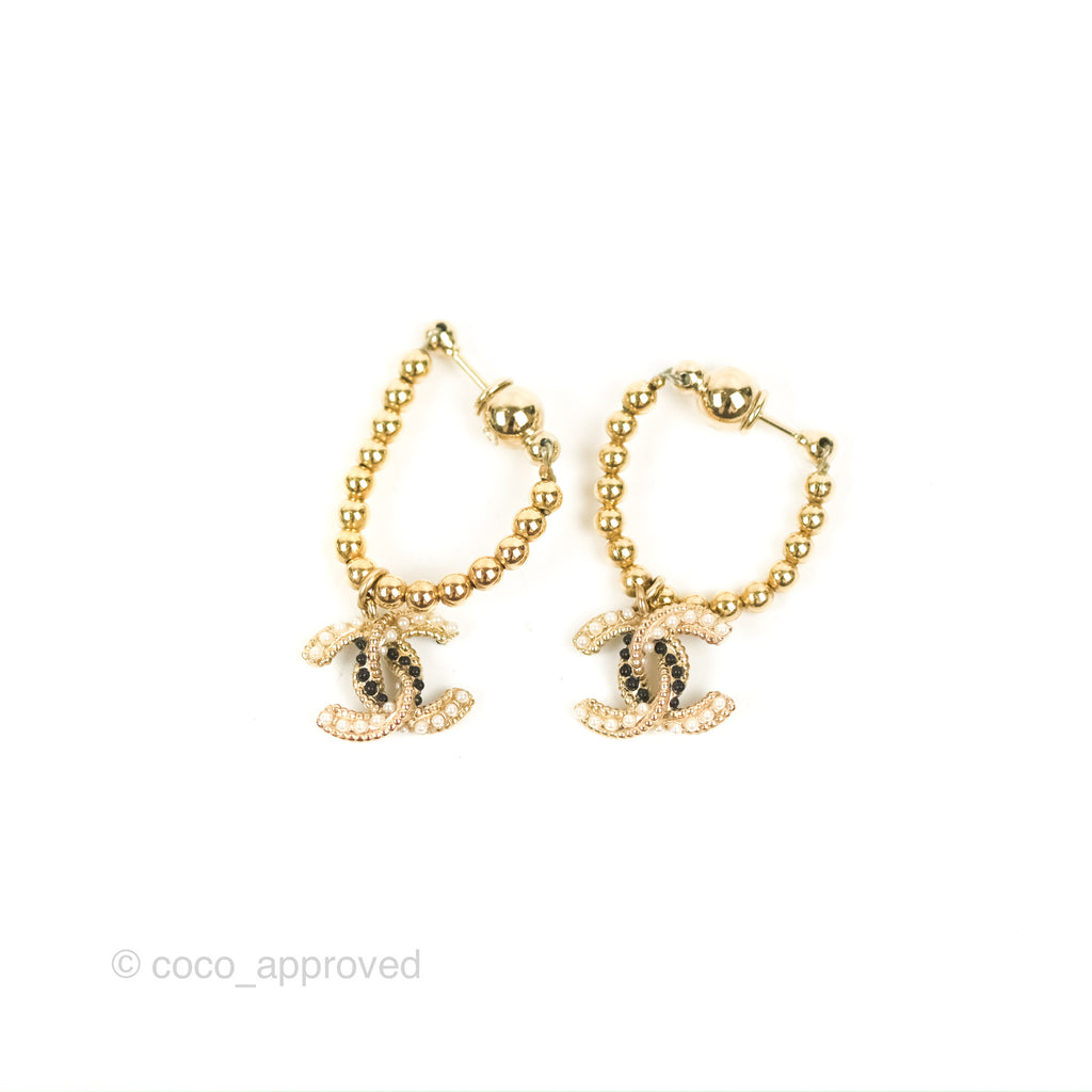 Chanel Pearl & Black Bead CC Chain Earrings Gold Tone 18P