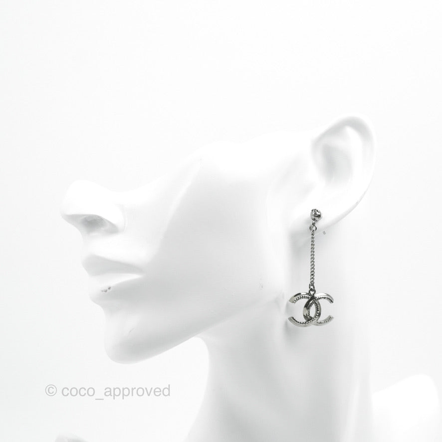 Chanel CC Long Drop Earrings Gun Metal 14A – Coco Approved Studio