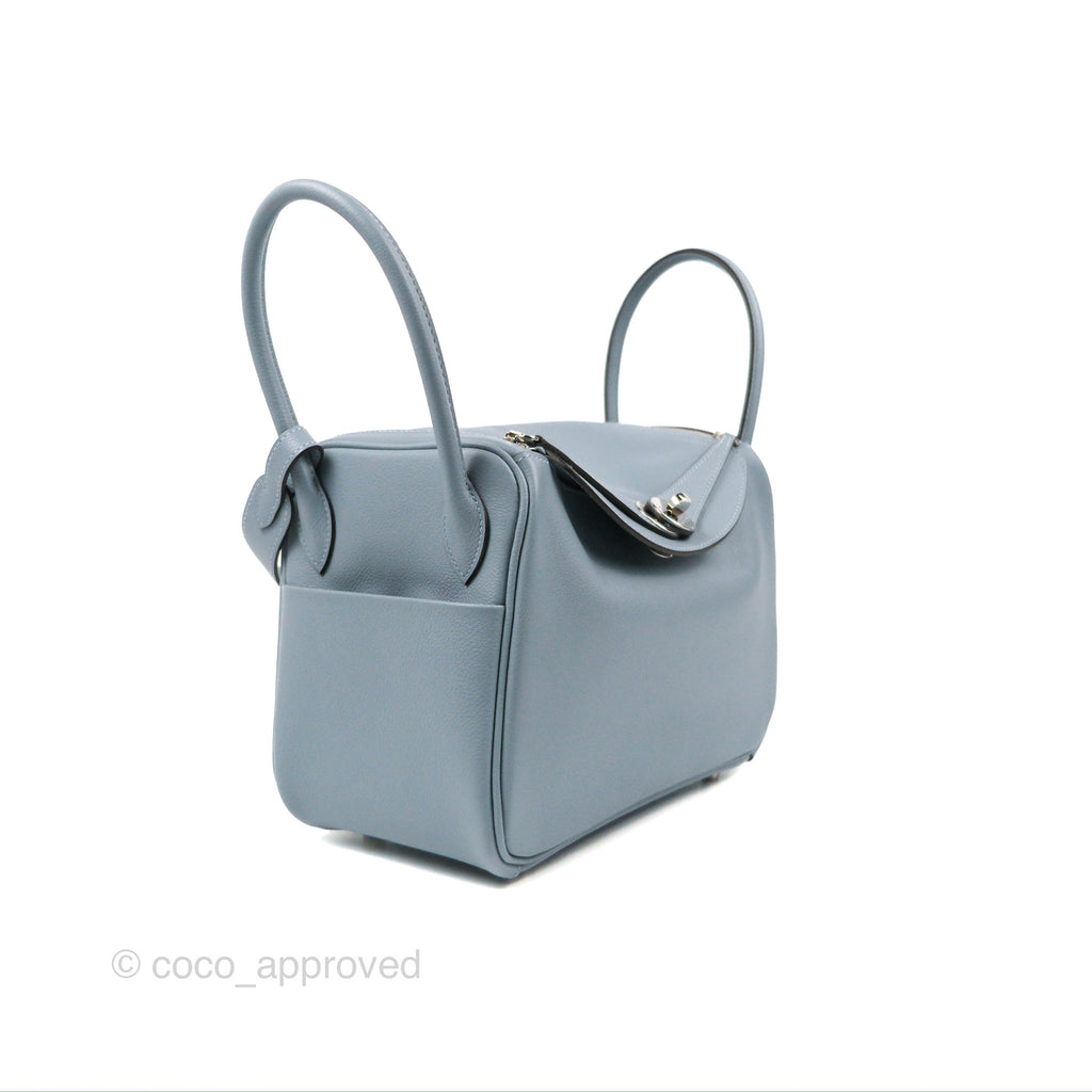 Sold at Auction: Hermes Lindy 26 Bag, Blue Hydra Evercolor Leather,  Palladium Hardware