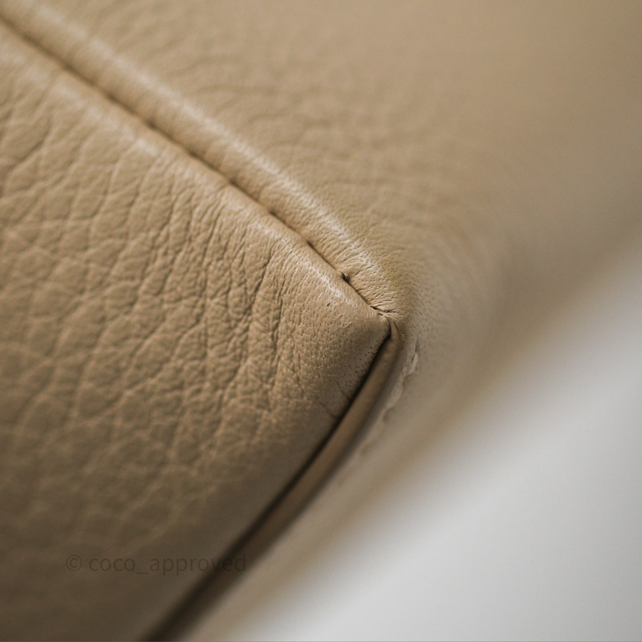 Loro Piana Extra Pocket L19 Cream Grained Calfskin Gold Hardware
