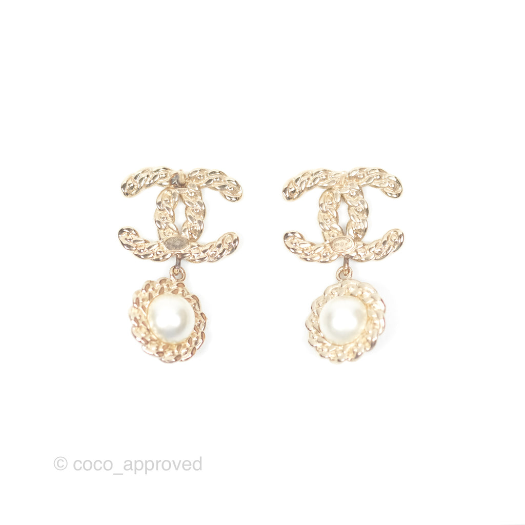 Chanel Crystal CC Pearl Drop Earrings Gold Tone 19P