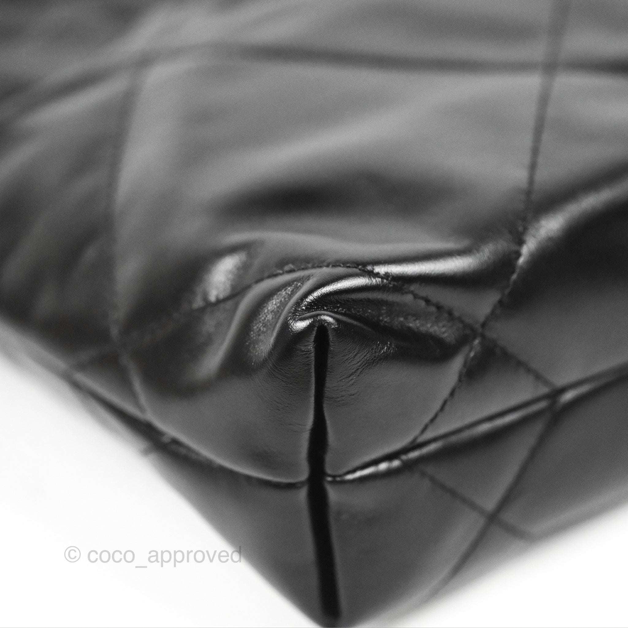 Chanel 22 Mini Bag Black Crumpled Calfskin – Coco Approved Studio