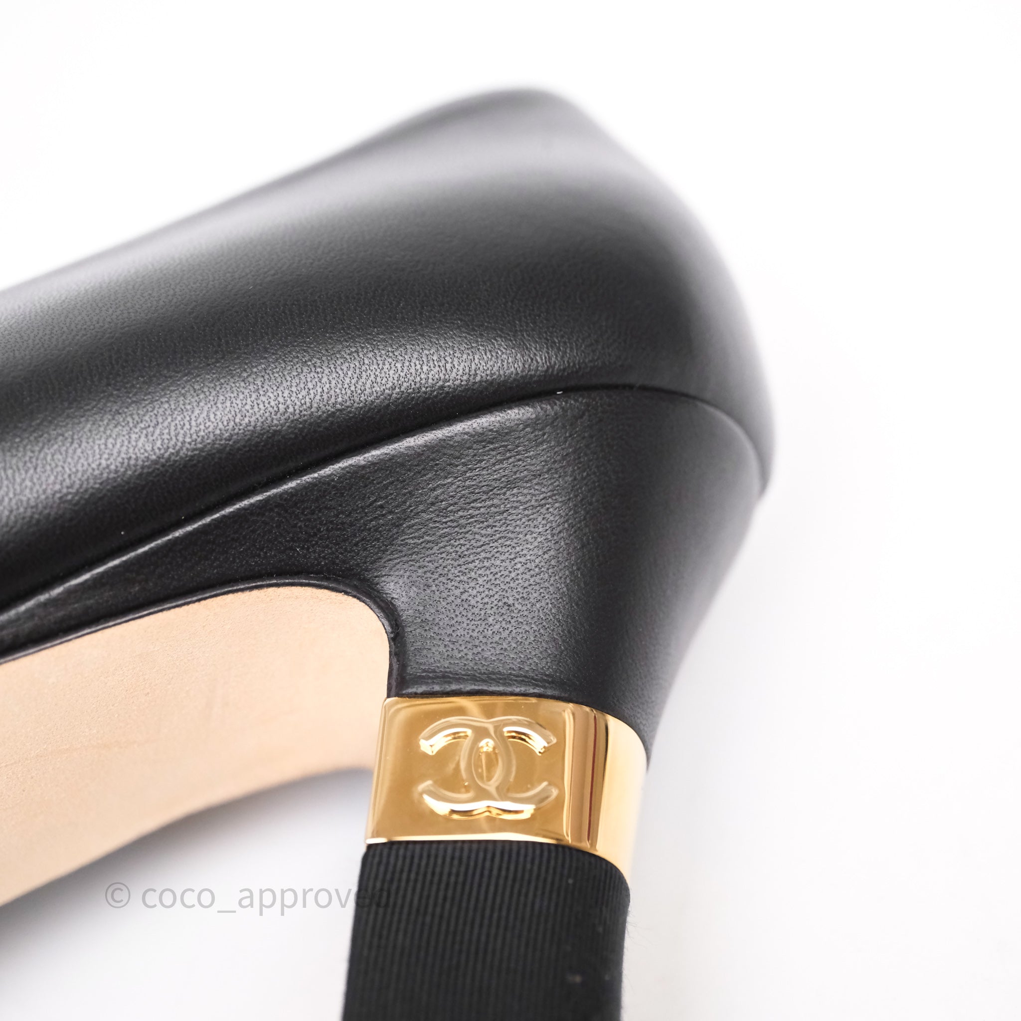 Chanel CC Cap Toe Pumps Heels Black Lambskin Size 38 – Coco