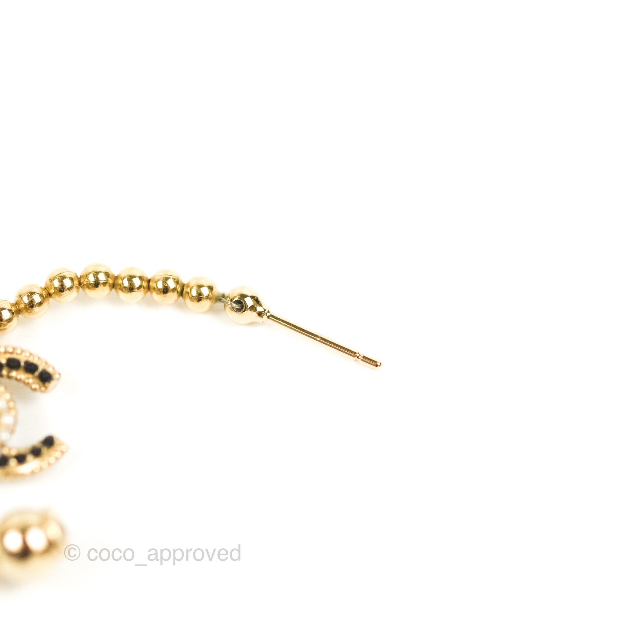Chanel Pearl & Black Bead CC Chain Earrings Gold Tone 18P – Coco Approved  Studio