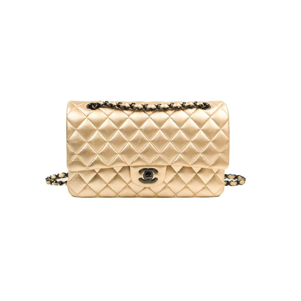 Chanel Classic M/L Medium Flap Quilted Black Caviar Gold Hardware – Coco  Approved Studio
