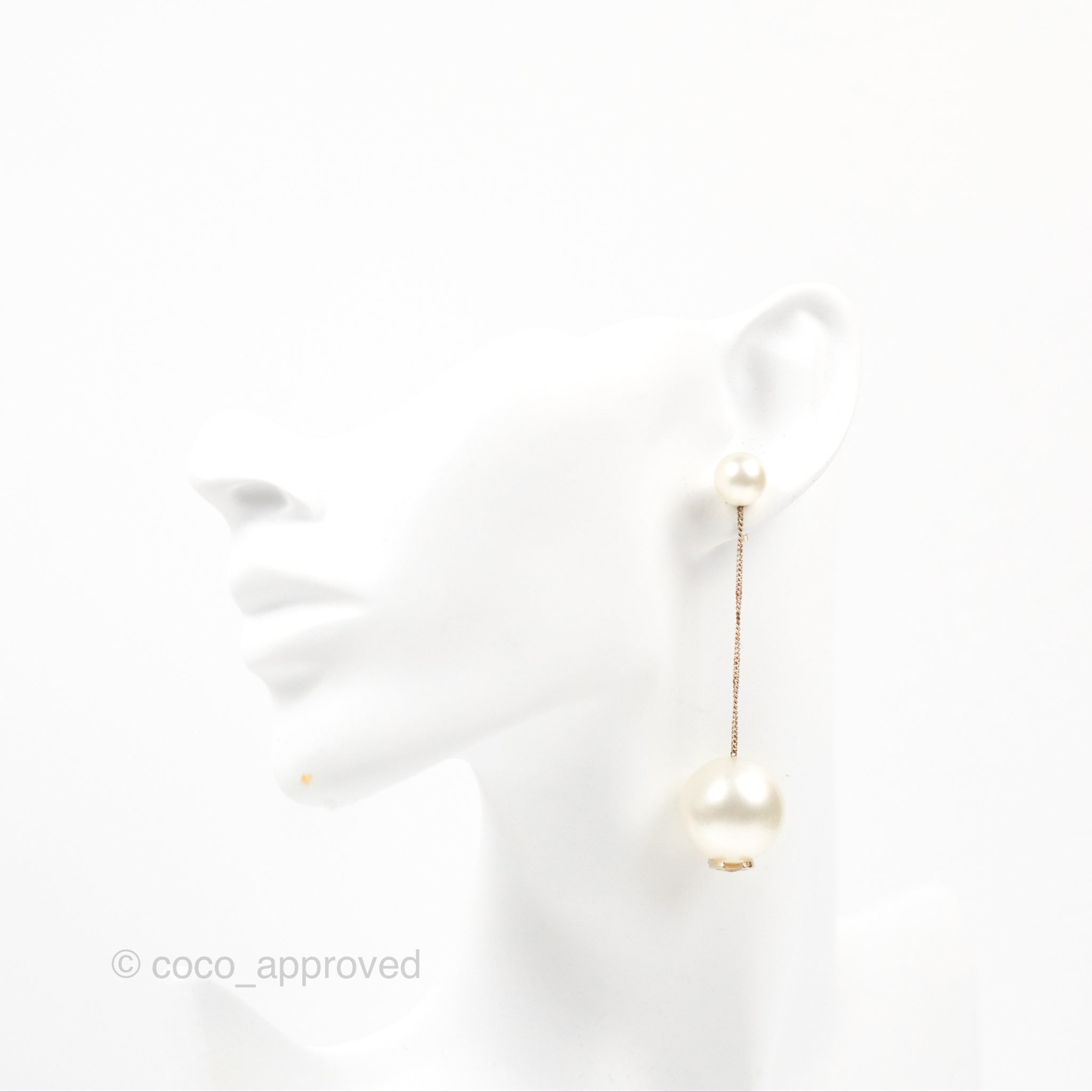 Chanel Pearl with CC Logo Hoop Earring Gold - NOBLEMARS