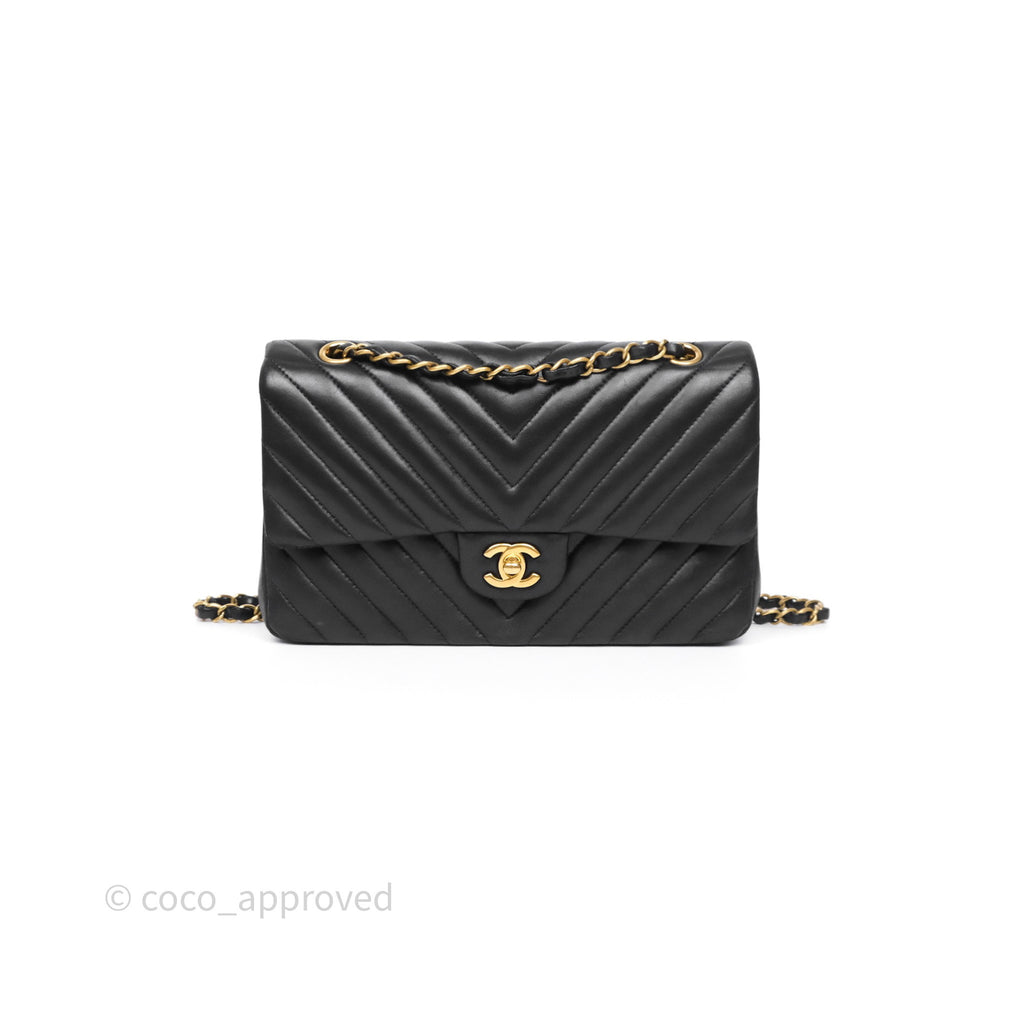 Chanel Classic Medium Flap Chevron Black Lambskin Aged Gold Hardware
