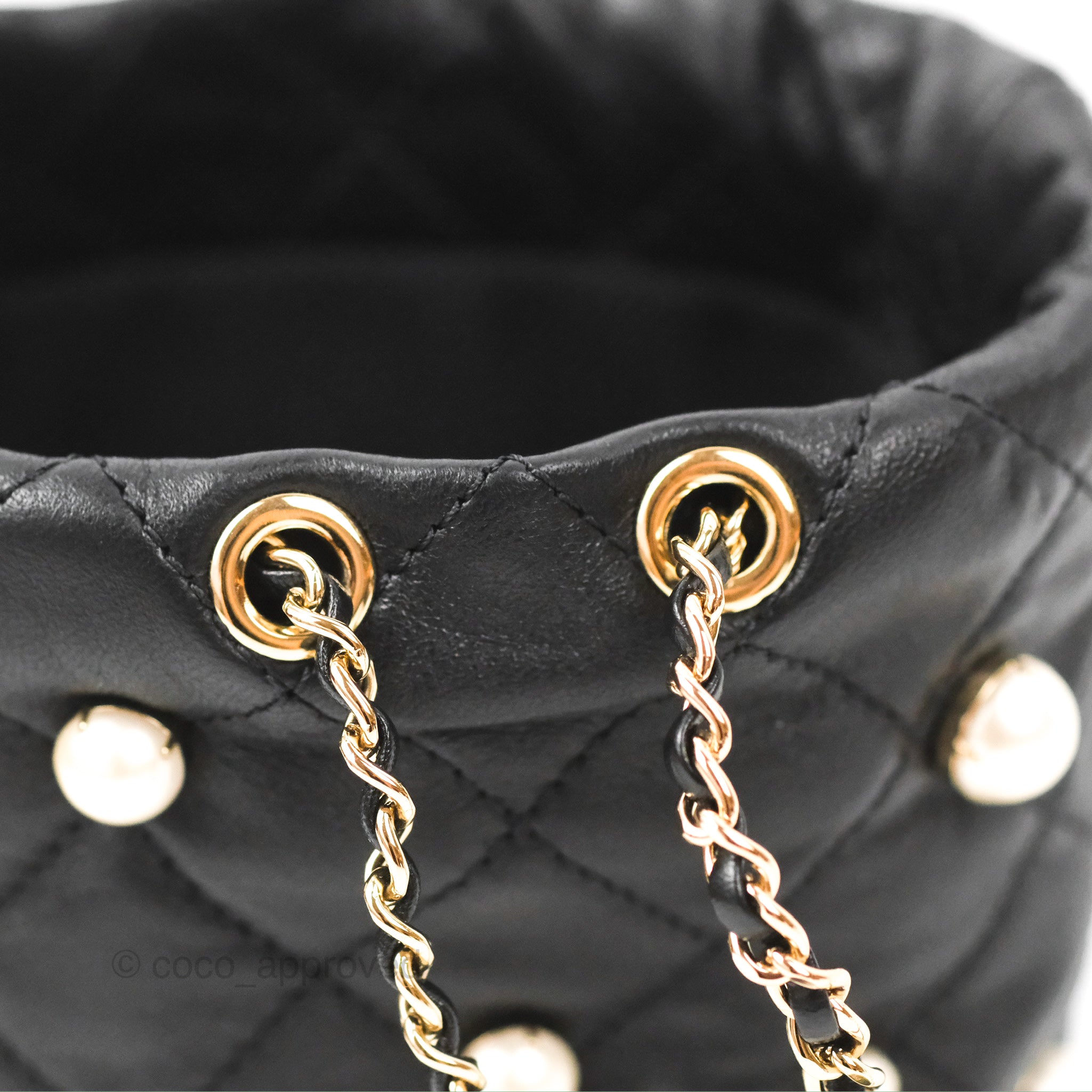 Chanel Quilted Drawstring Pearl Flower Bucket Bag Black Lambskin Aged –  Coco Approved Studio