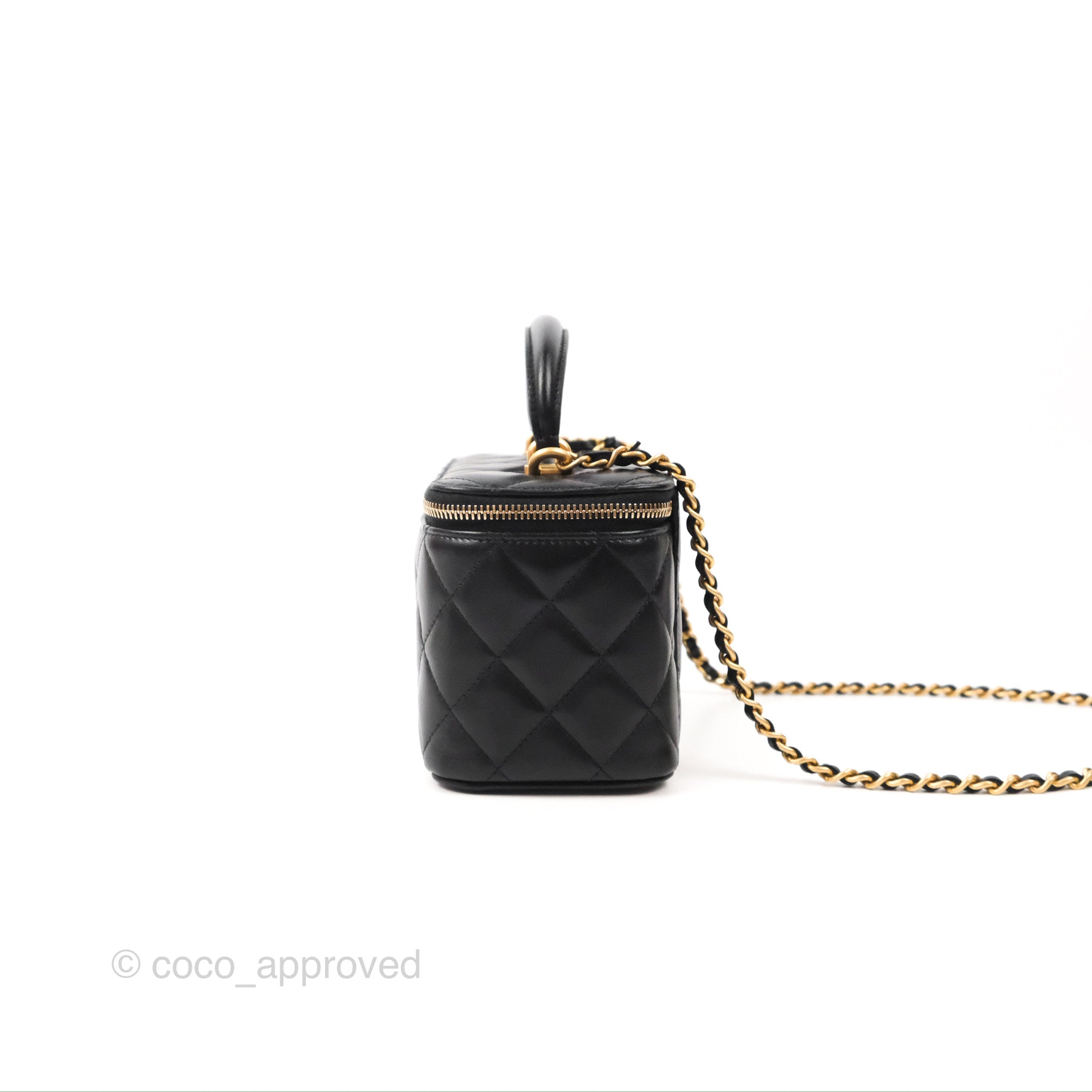 gold chain chanel bag black