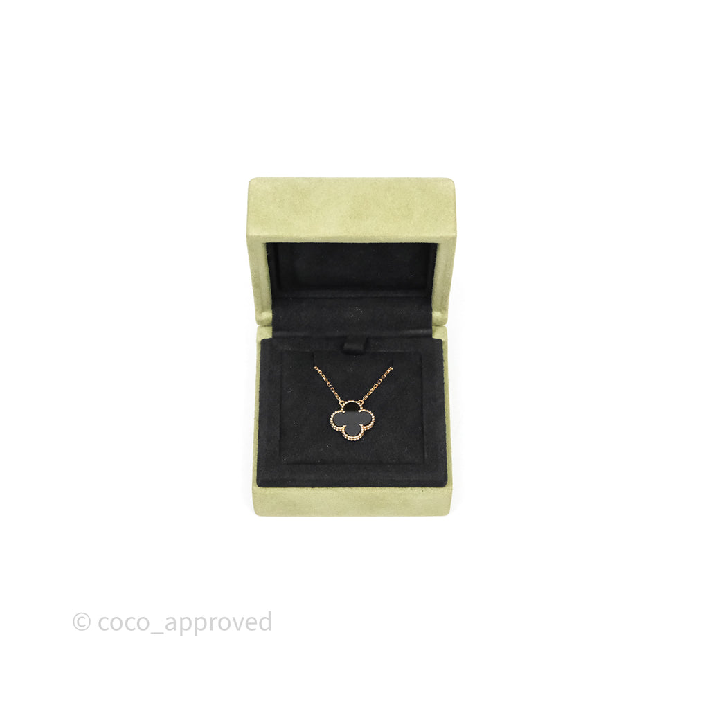 Van Cleef & Arpels Vintage Alhambra Pendant Onyx 18K Yellow Gold