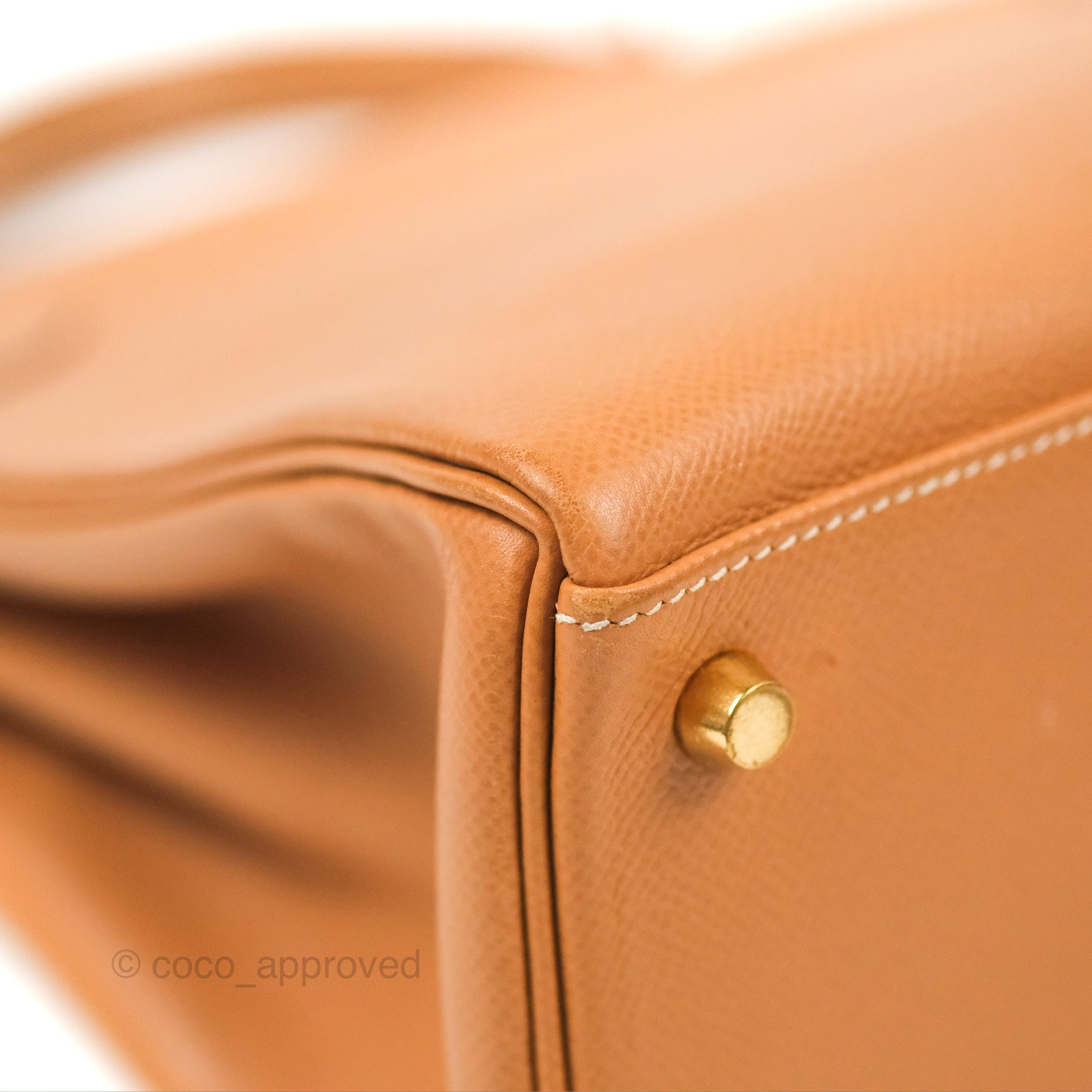 Hermès Kelly 32 Retourne Natural Epsom Gold Hardware – Coco Approved Studio