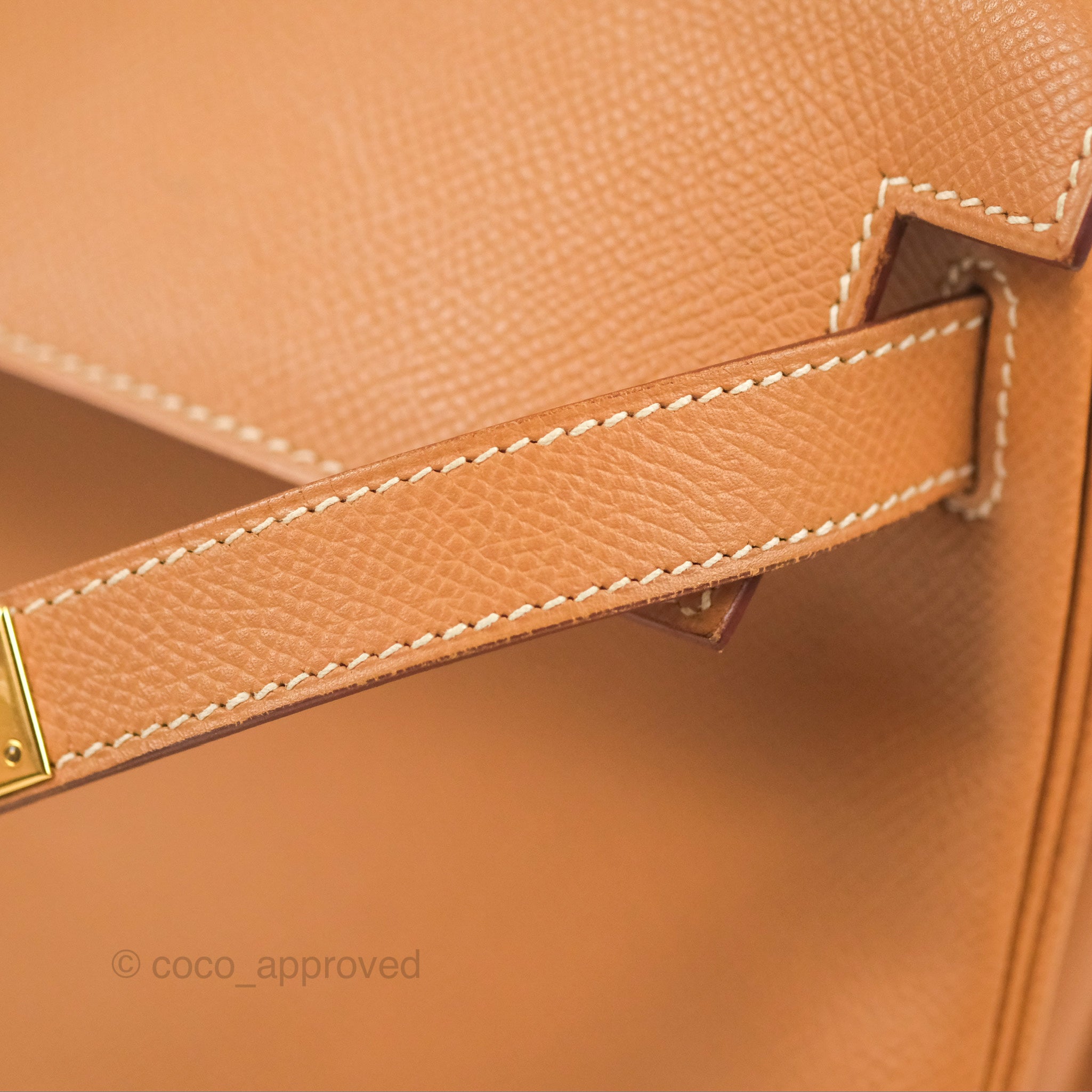 Hermès Kelly 32 Retourne Natural Epsom Gold Hardware – Coco Approved Studio