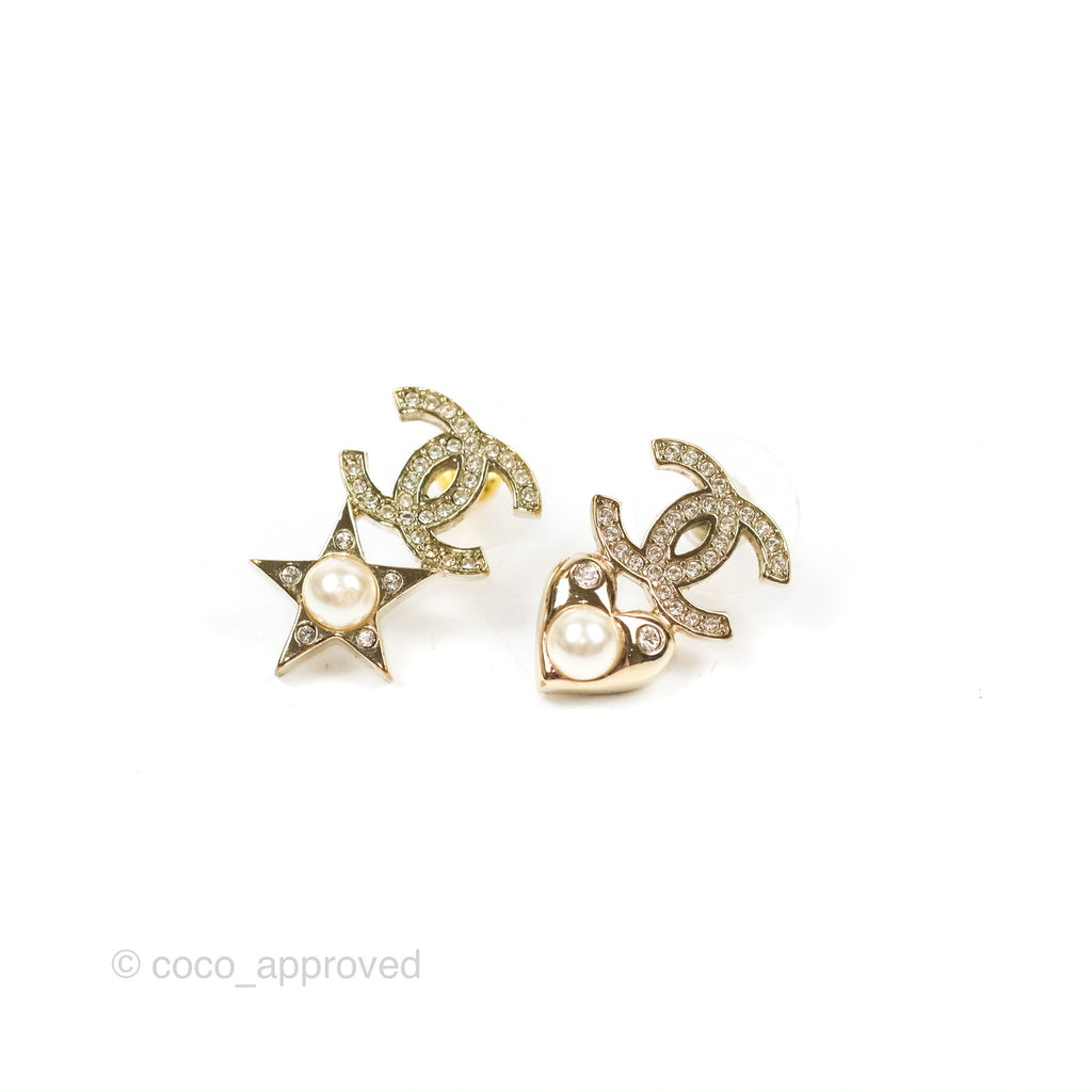 Chanel Crystal CC Star & Heart Pearl Earrings Gold Tone 22B