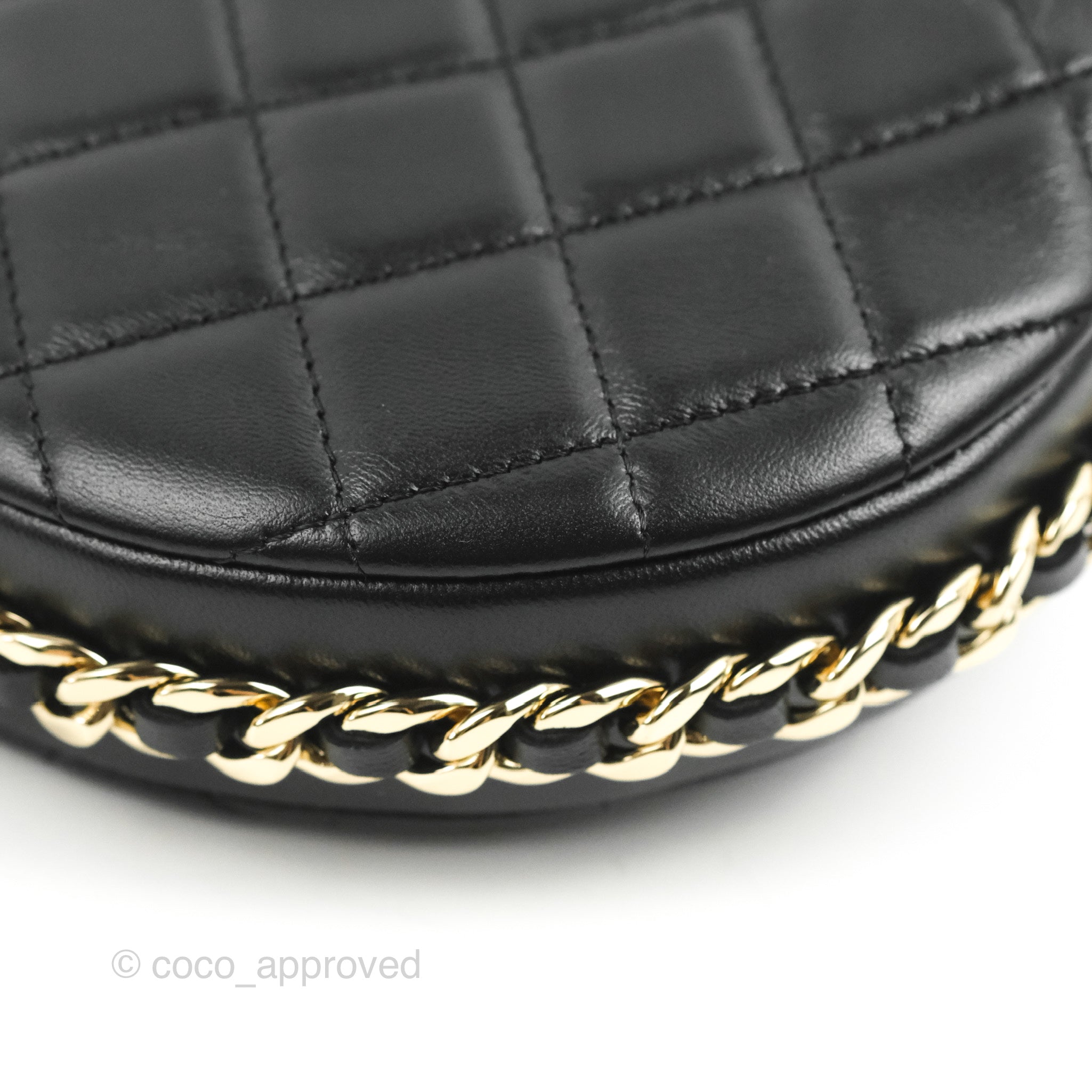 Lambskin Quilted Chain Around Pouch Hobo Black – Trends Luxe