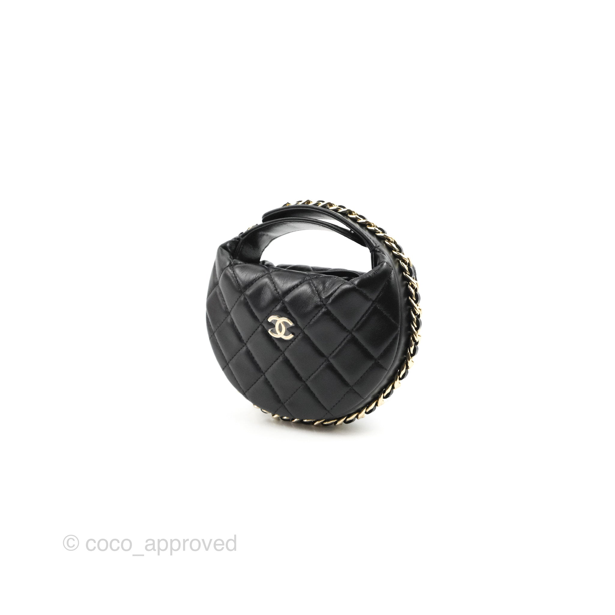 CHANEL Fur Chevron Quilted Round Clutch With Chain White 473666