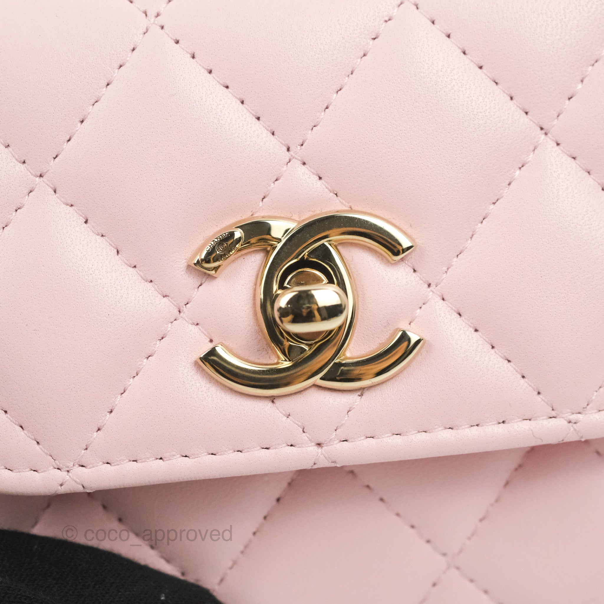 Chanel pink chocolate bar - Gem