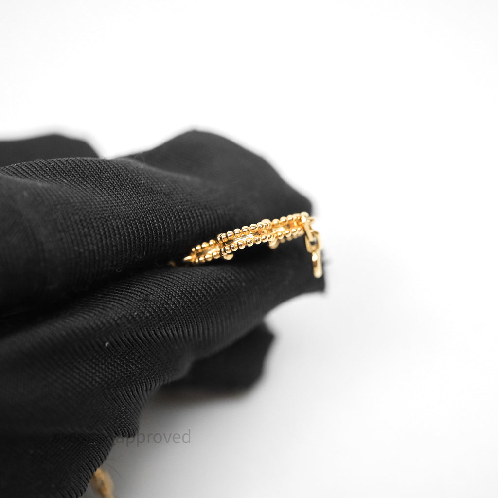 Van Cleef & Aprels 18k Gold and Black Onyx Vintage Alhambra 5 Motif Bracelet Yellow Gold
