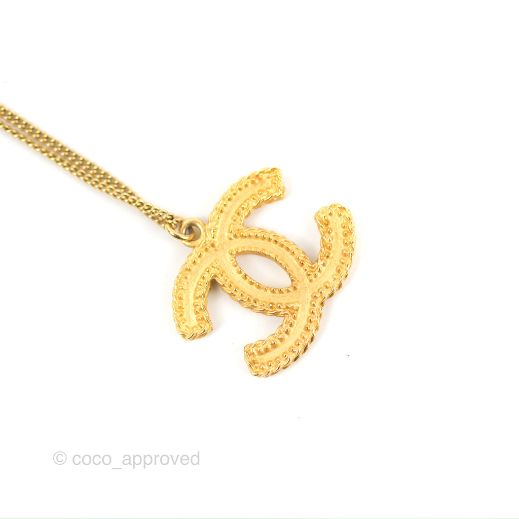 Chanel CC Necklace Gold Tone 14C