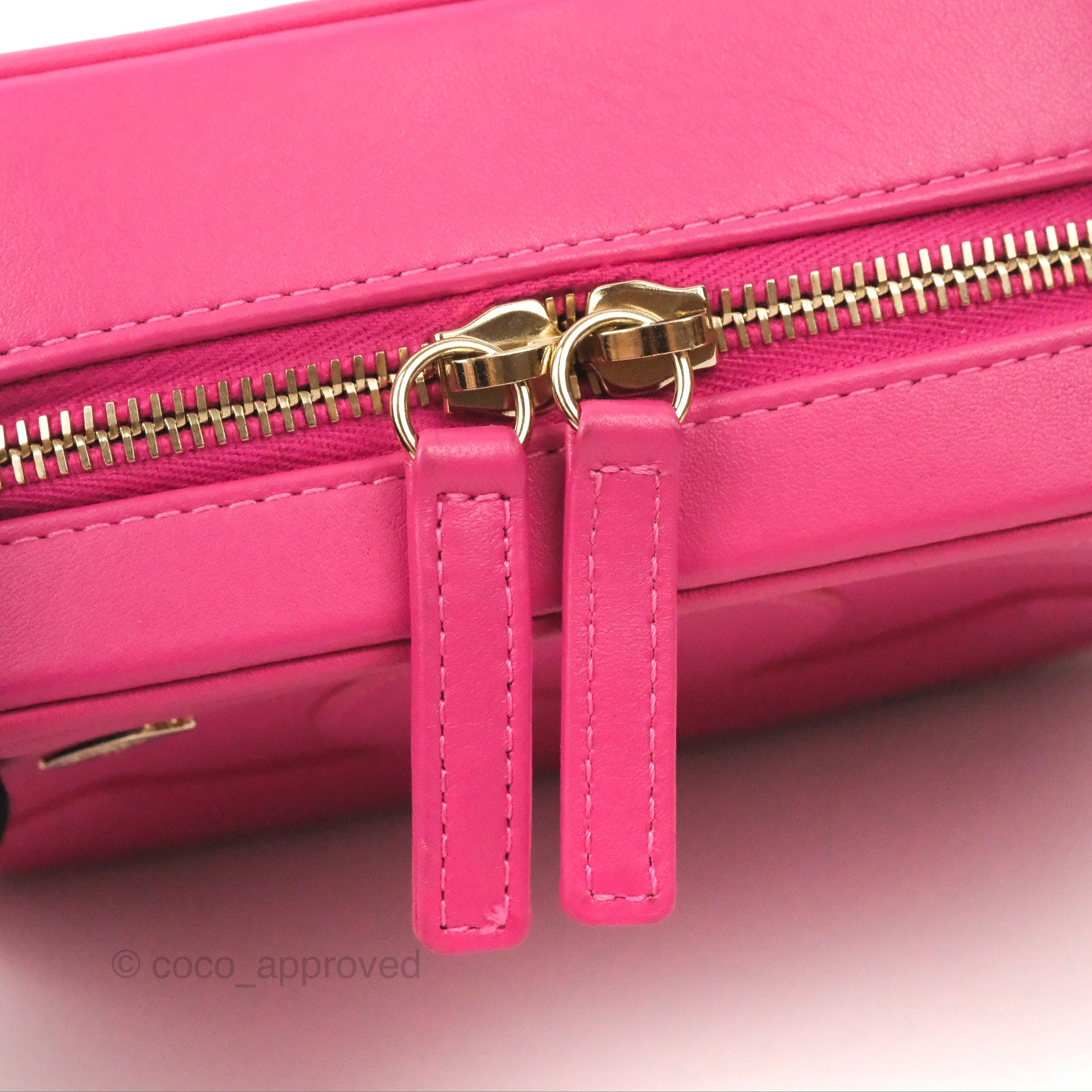 WOMENS DESIGNER Chanel CC Mania Camera Case Pink