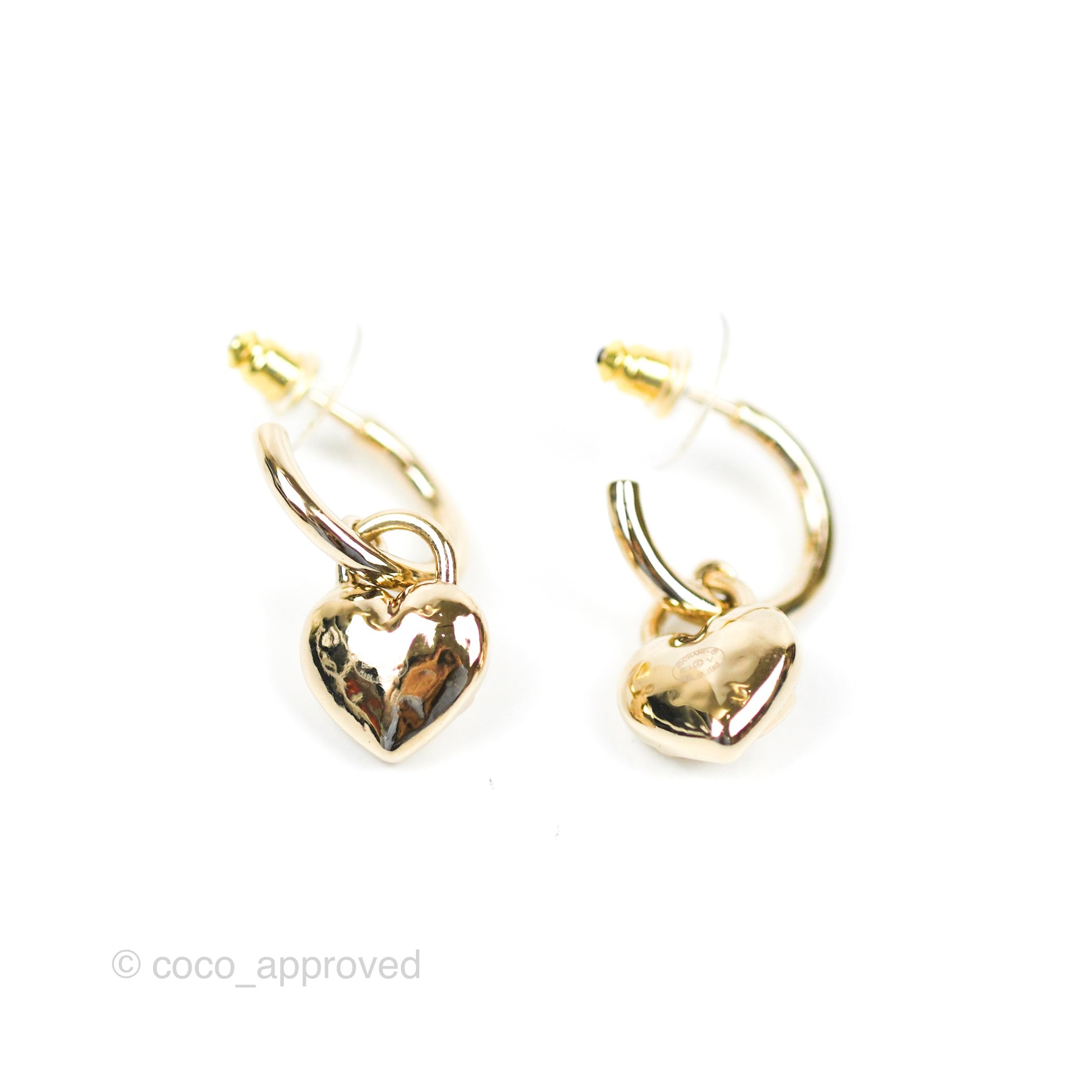 Chanel Heart CC Drop Hoop Earrings Gold Tone 23V – Coco Approved Studio