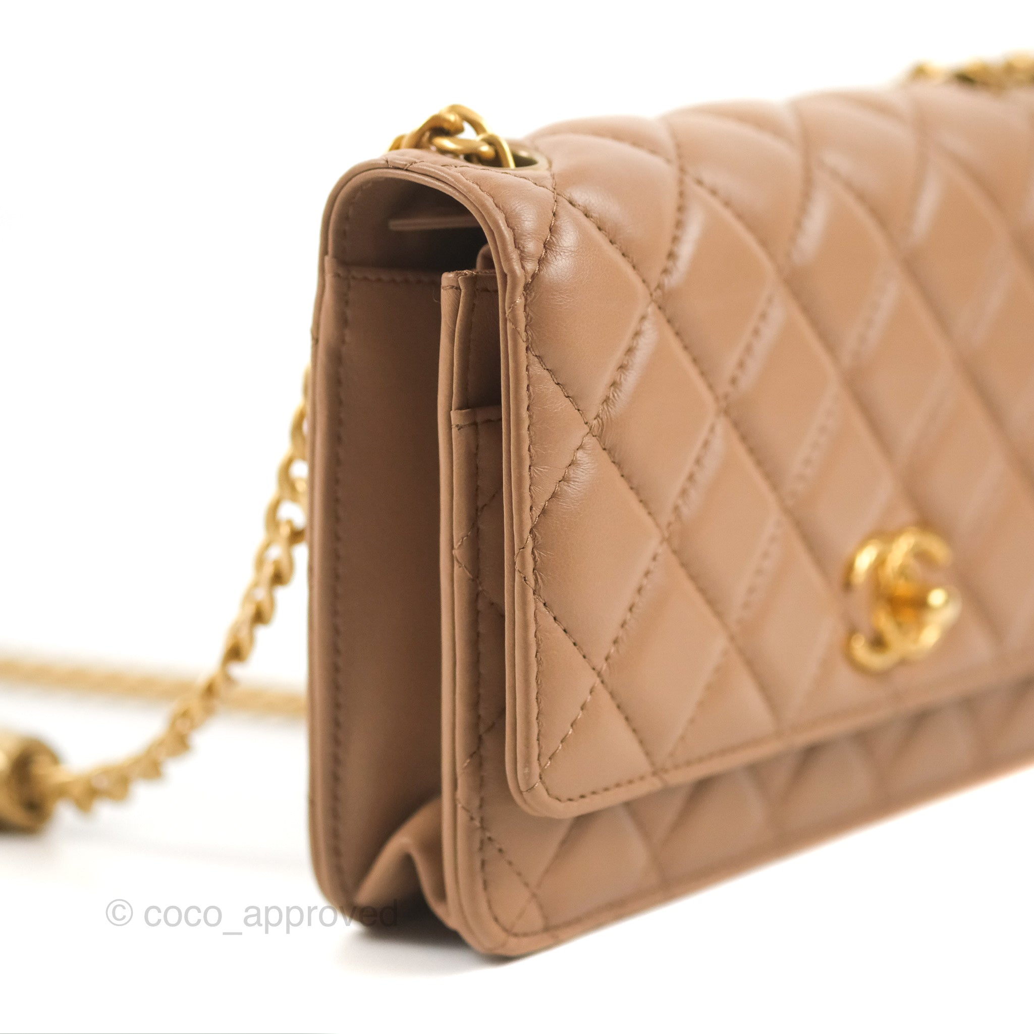 Chanel Quilted Wallet on Chain WOC Adjustable Chain Beige Lambskin Age –  Coco Approved Studio