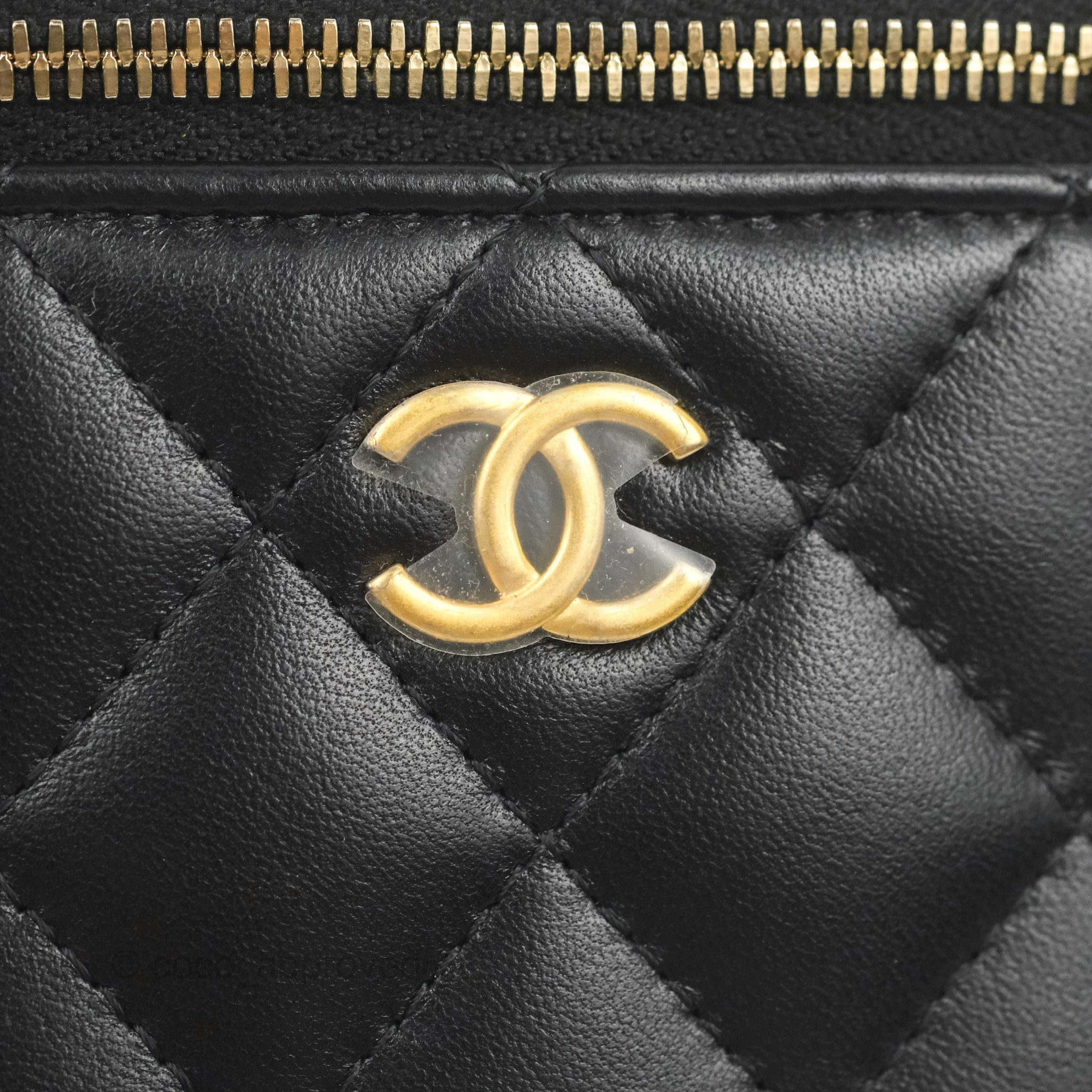 Chanel Mini Top Handle Vanity With Chain Black Lambskin Aged Gold Hard – Coco  Approved Studio