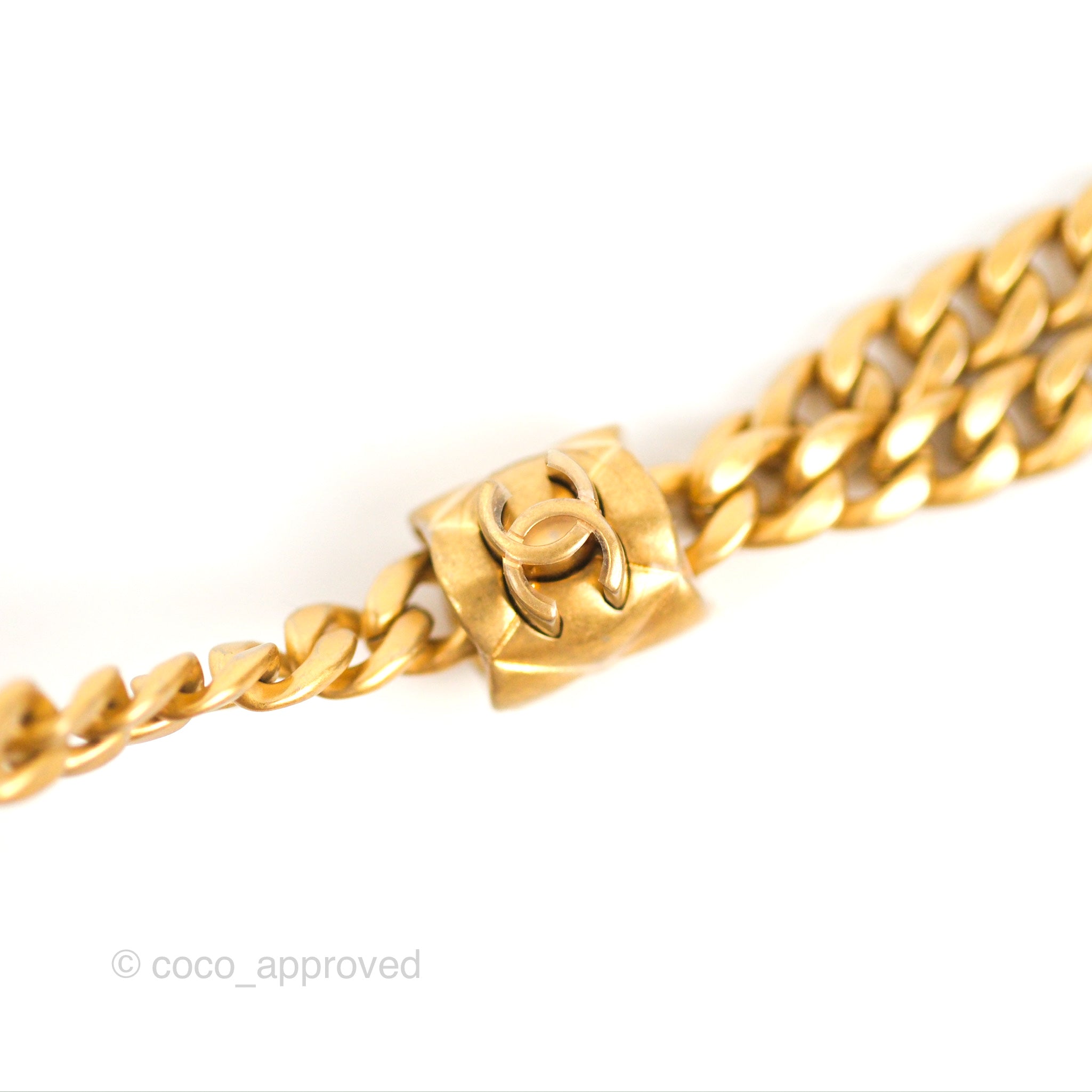 Chanel Hoop Stack Gold Plated Necklace Cocomark Turnlock Gold Plated –  Paradise vintage