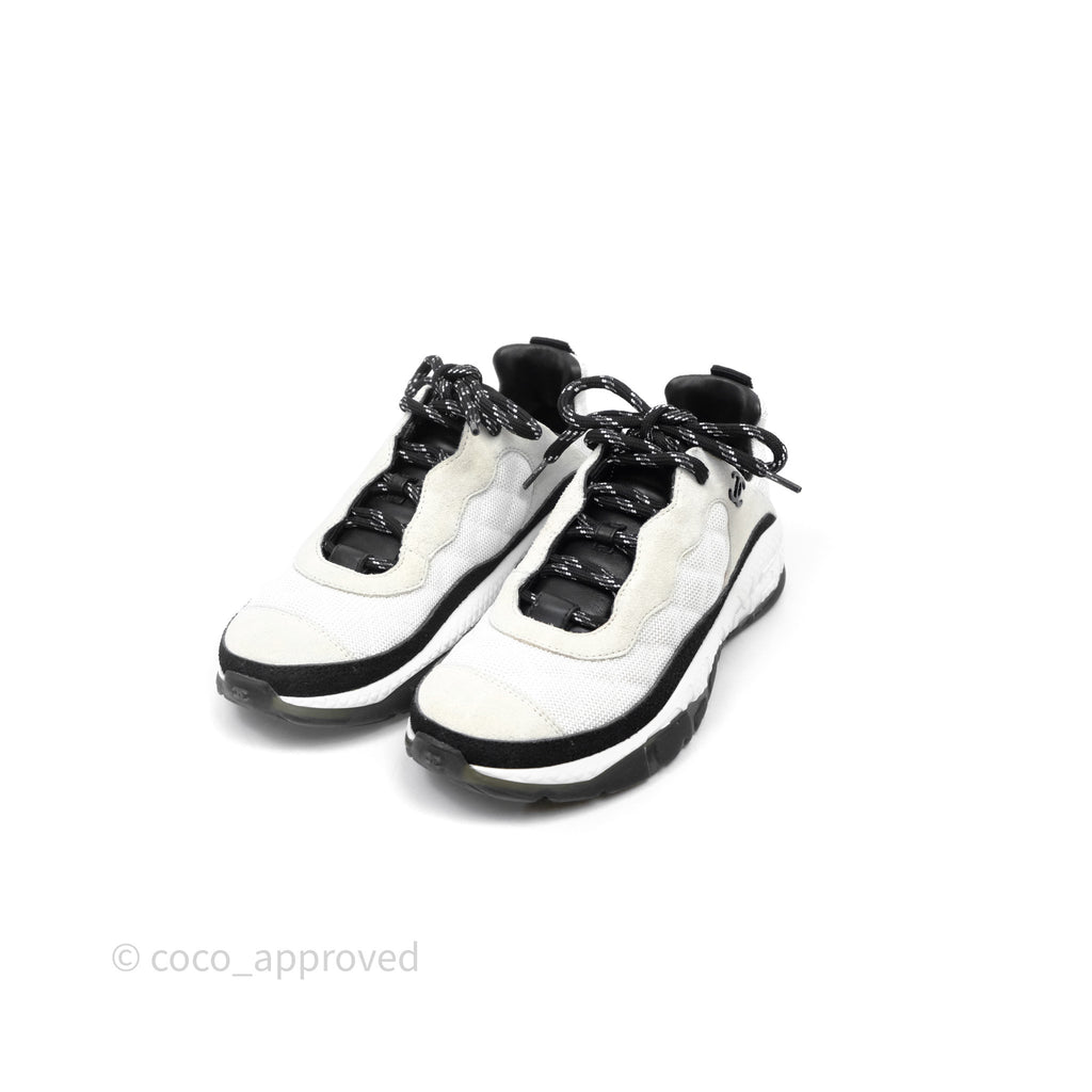 Chanel White/Black Sneakers Size 37