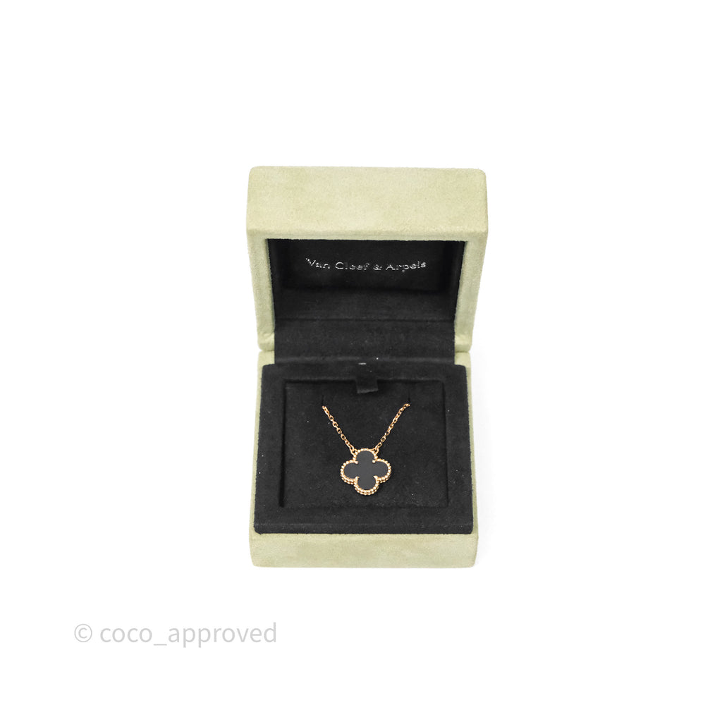 Van Cleef & Arpels Vintage Alhambra Pendant Onyx 18K Yellow Gold