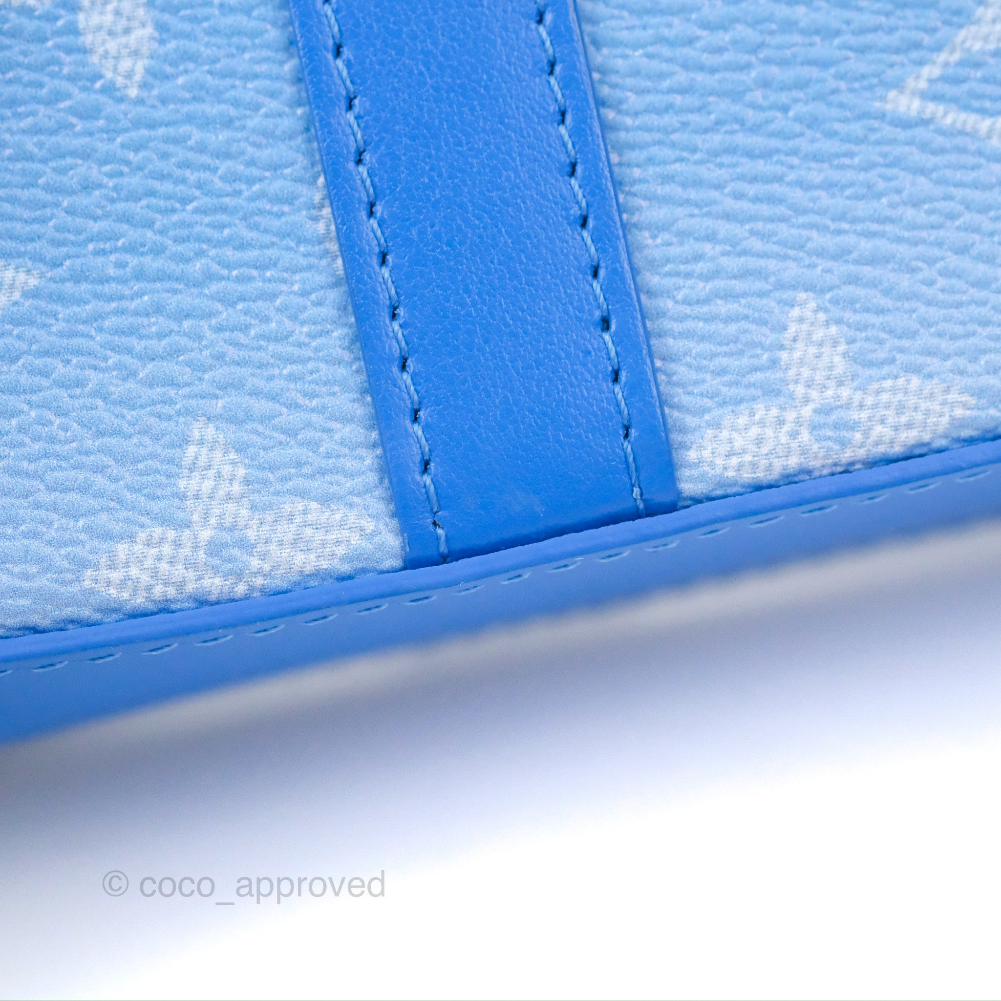 vuitton blue wallet