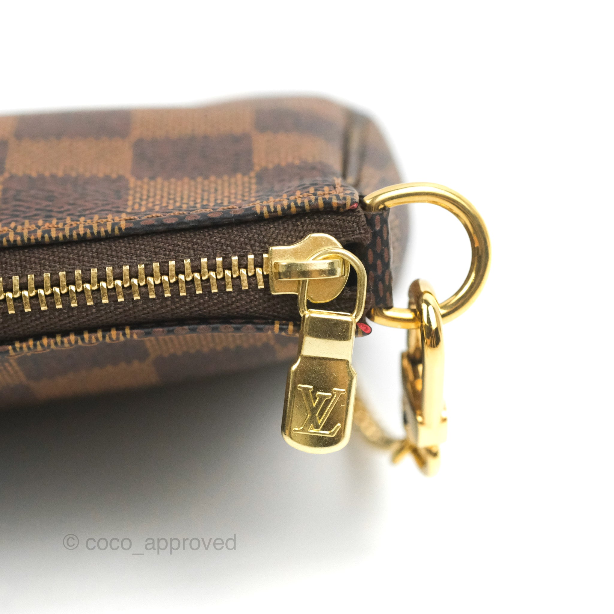 Louis Vuitton Damier Ebene Mini Pochette Accessories – Coco Approved Studio