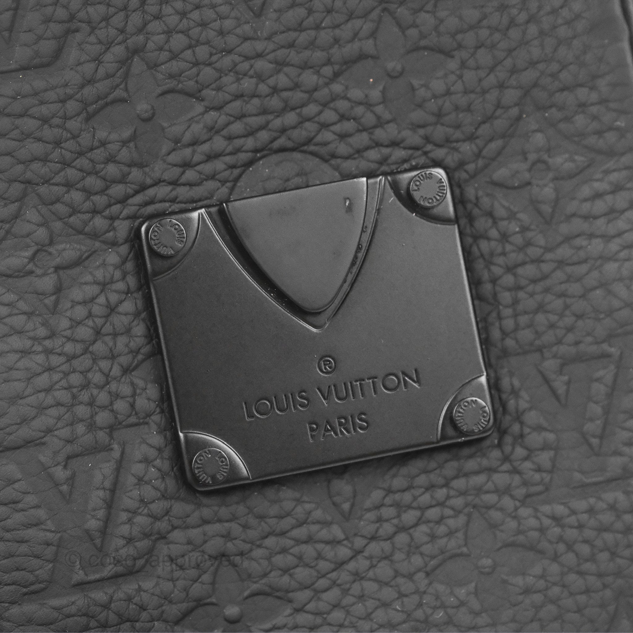 Louis Vuitton® S-lock Vertical Wearable Wallet Black. Size