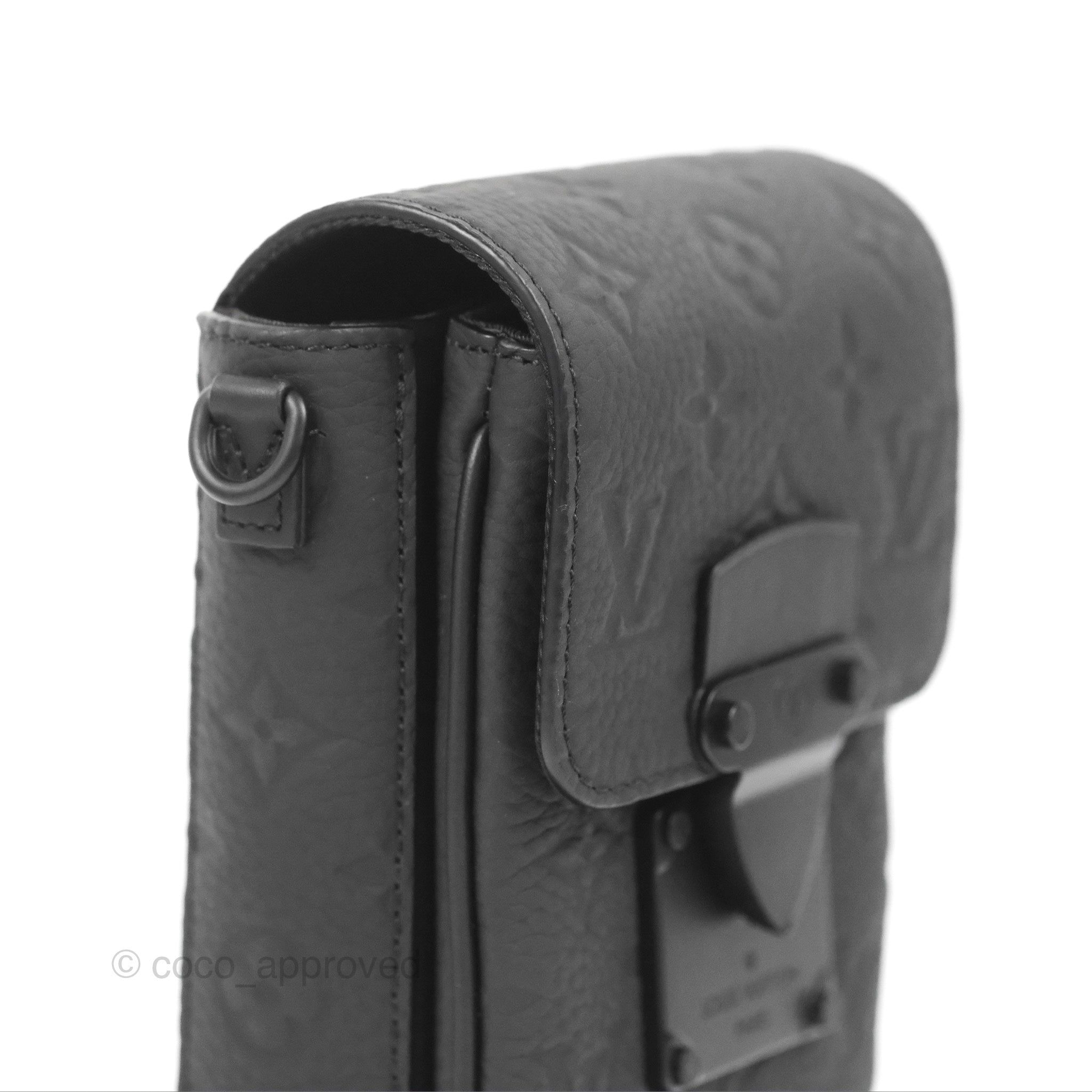 Louis Vuitton S Lock Vertical Wearable Wallet Monogram Taurillon Leather  Black 22798766