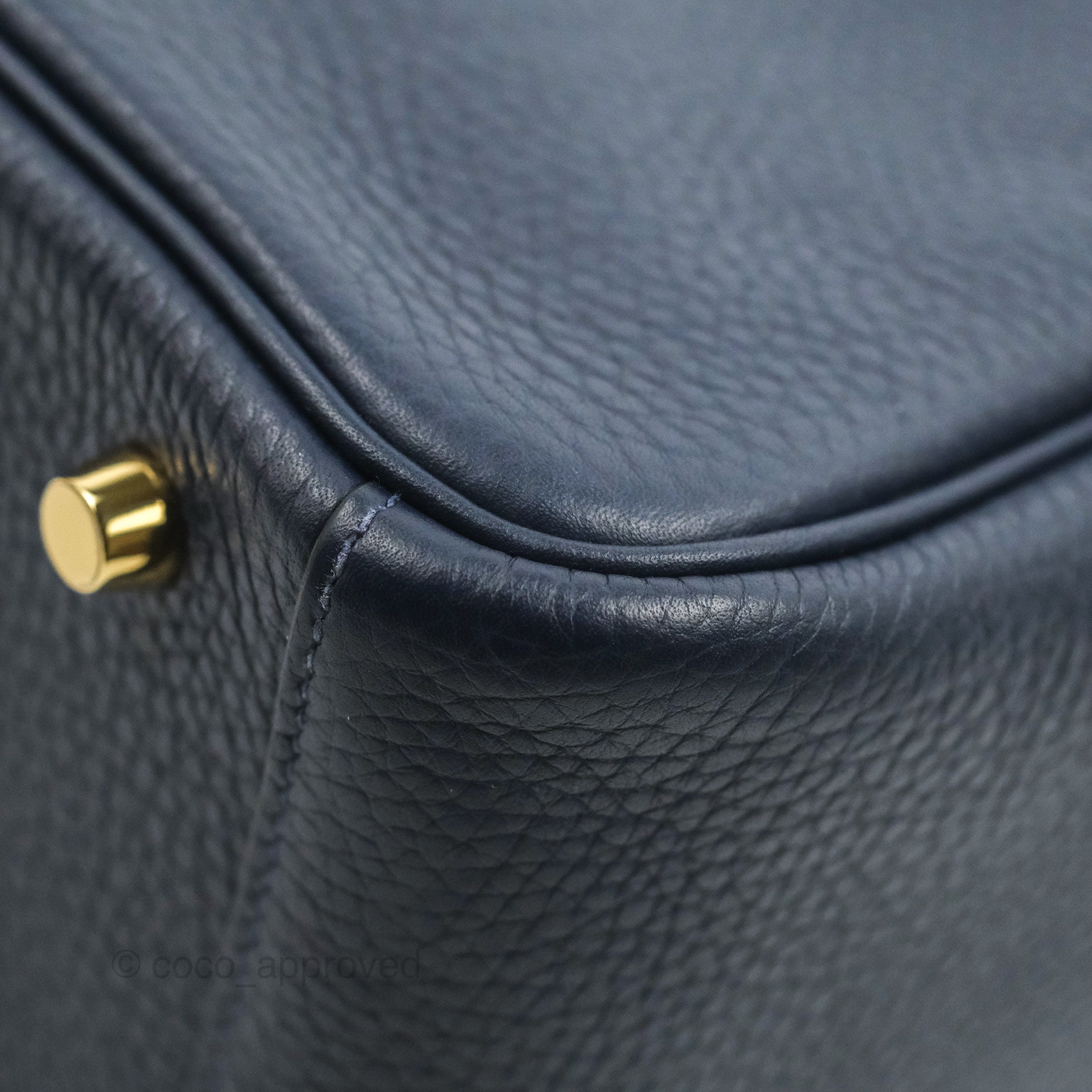 Hermès Lindy 26 Taurillion Clemence Bleu Nuit Gold Hardware – Coco Approved  Studio