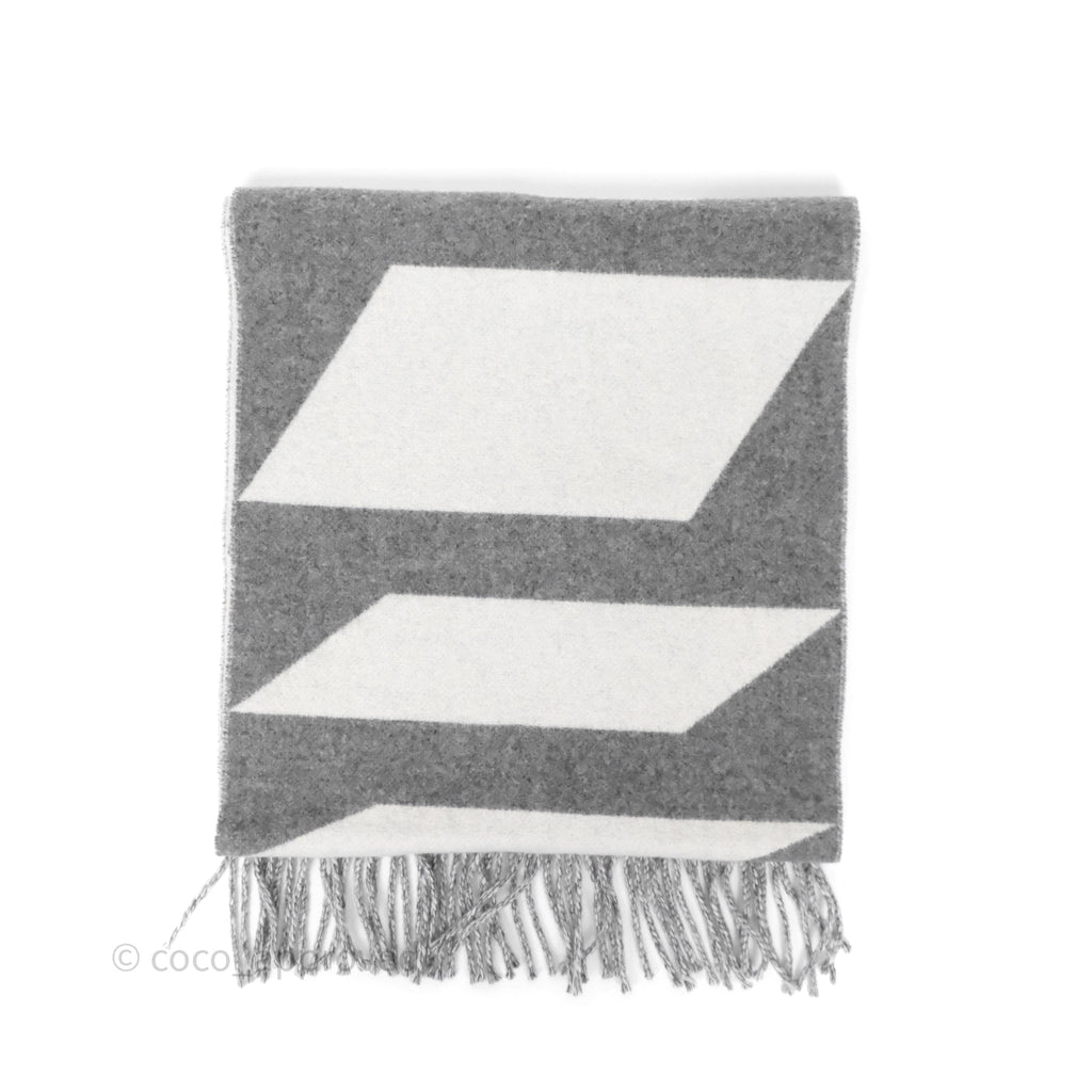 Hermès Casaque Optique Scarf 140 Grey