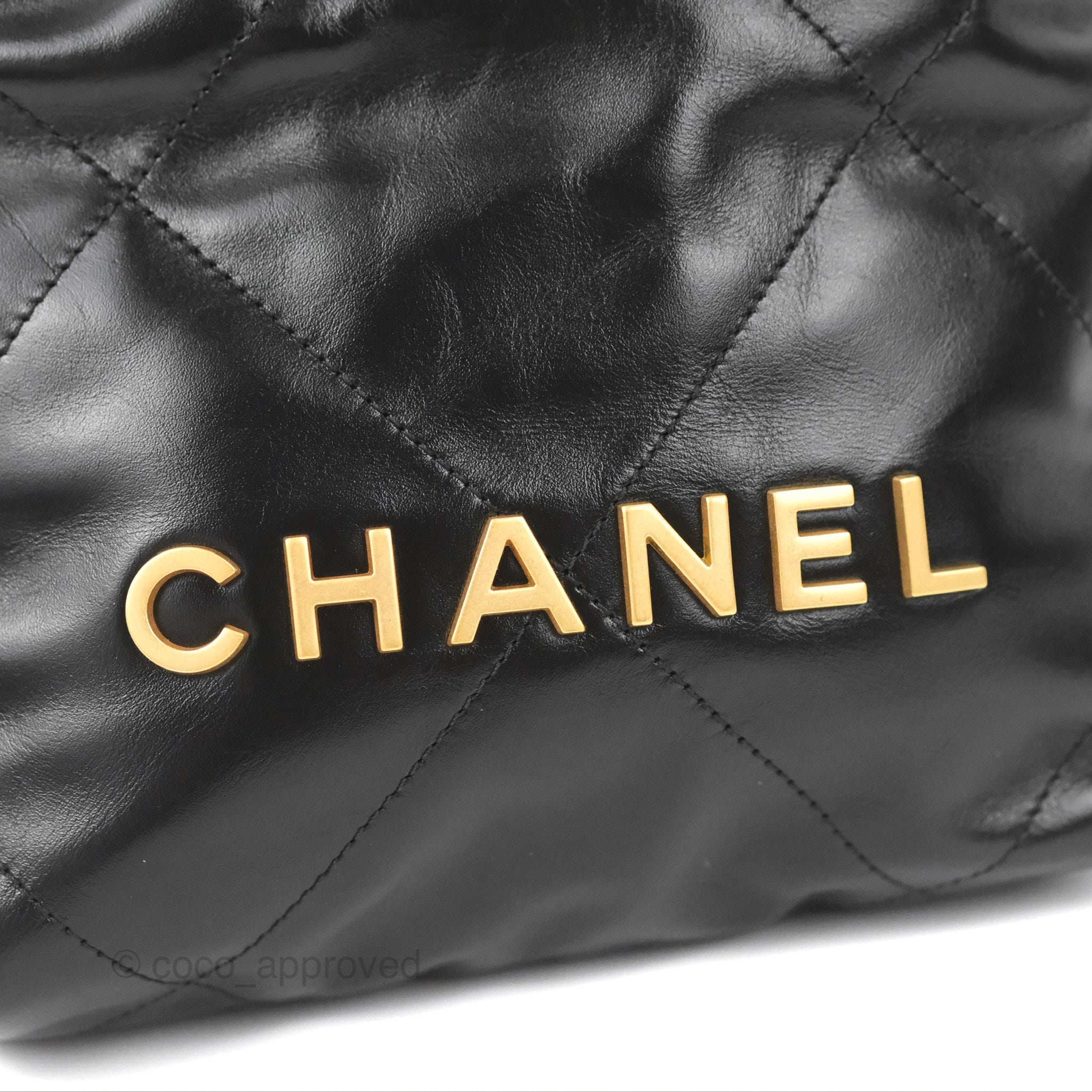 CHANEL Shiny Calfskin Quilted Small Chanel 22 Black 1224169