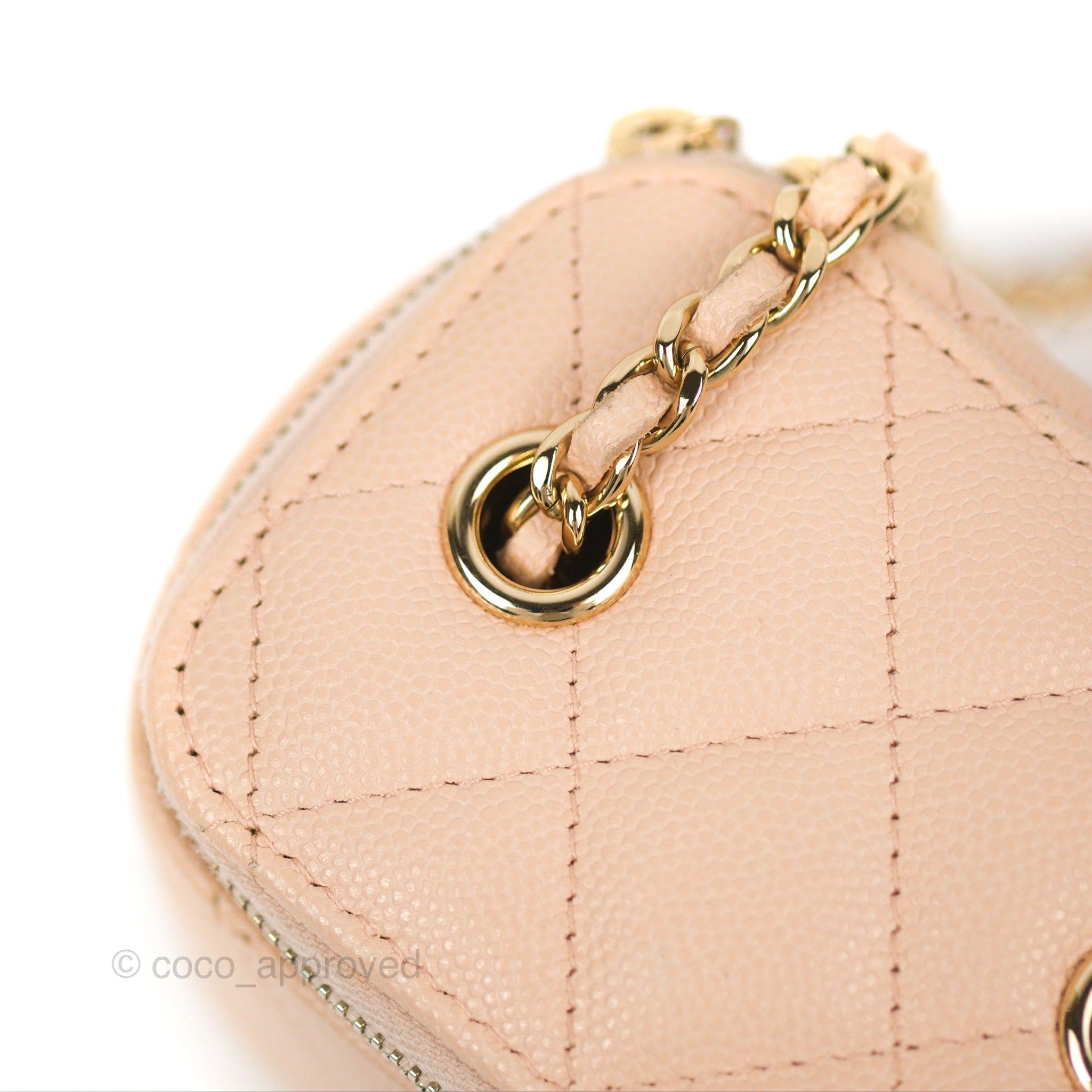 CHANEL Lambskin Quilted CC Pearl Crush Camera Case Beige 1310825
