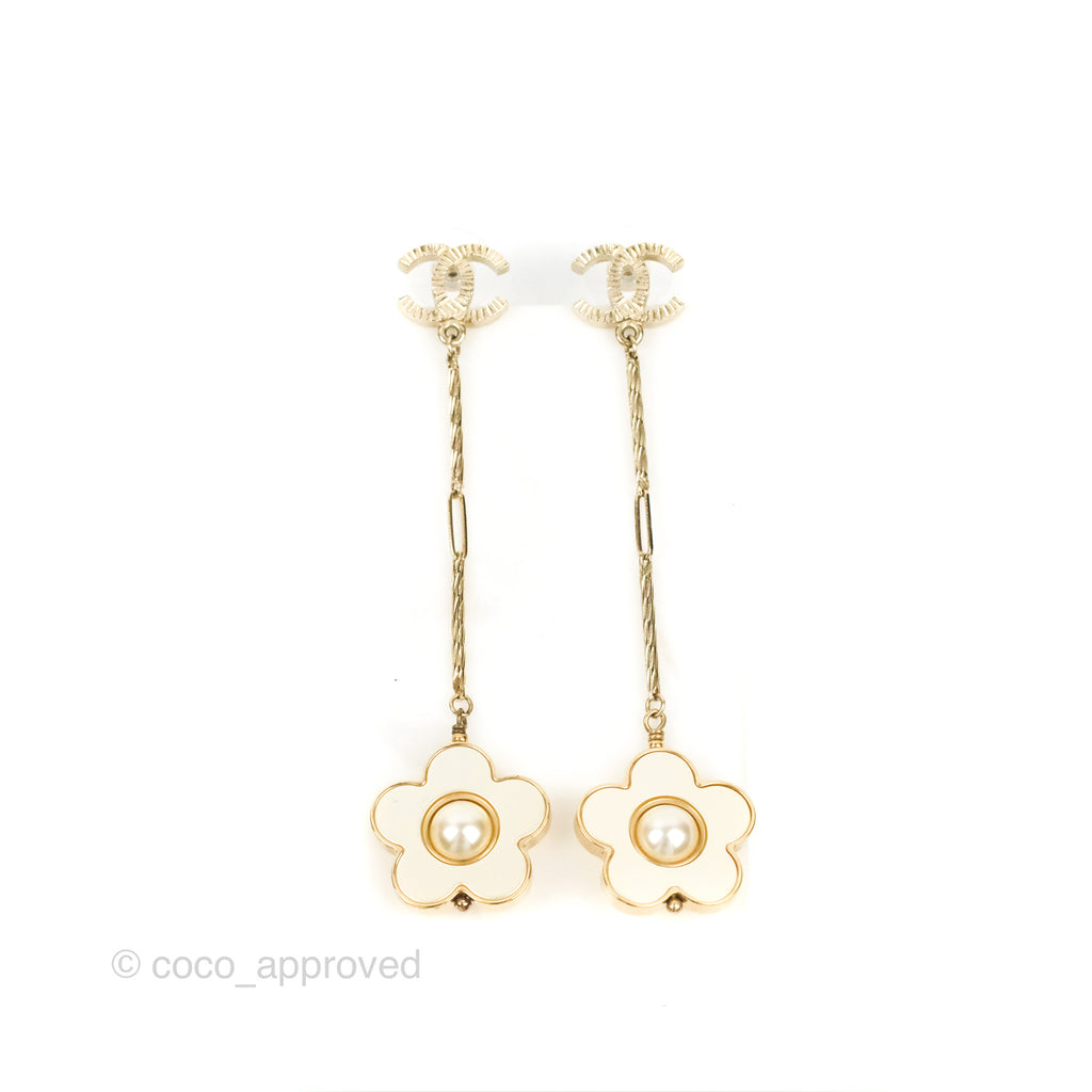 Chanel CC Flower Drop Earrings Gold Tone 18P