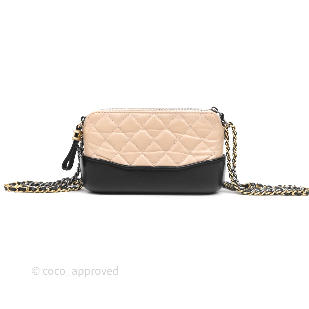 Chanel Gabrielle Clutch With Chain Aged Calfskin Black Beige Mixed Hardware
