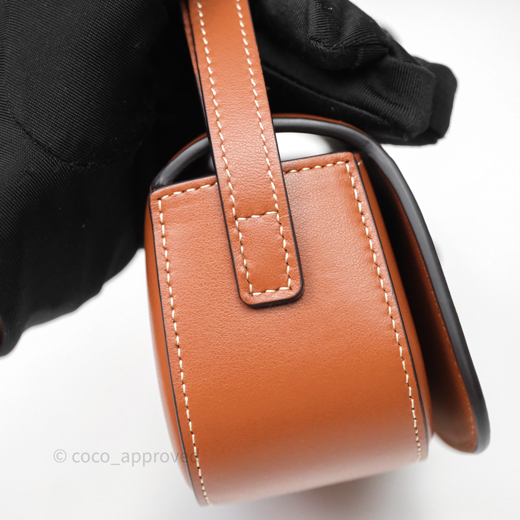【CELINE】セリーヌ★Tabou Clutch★タブー クラッチ★イエロー 秋冬スタイルを先取り！セリーヌの新シグネチャーバッグ「タブゥ