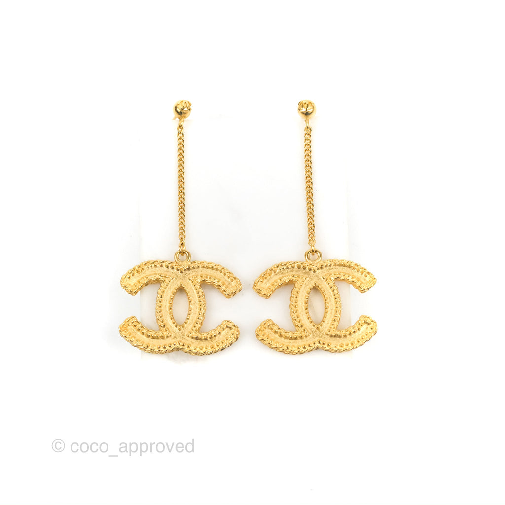 Chanel Large CC Drop Earrings Gold Tone 14P