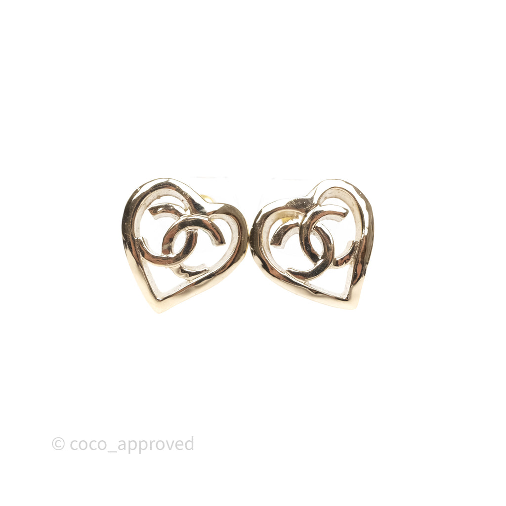 Chanel CC Heart Earrings Gold Tone 22P